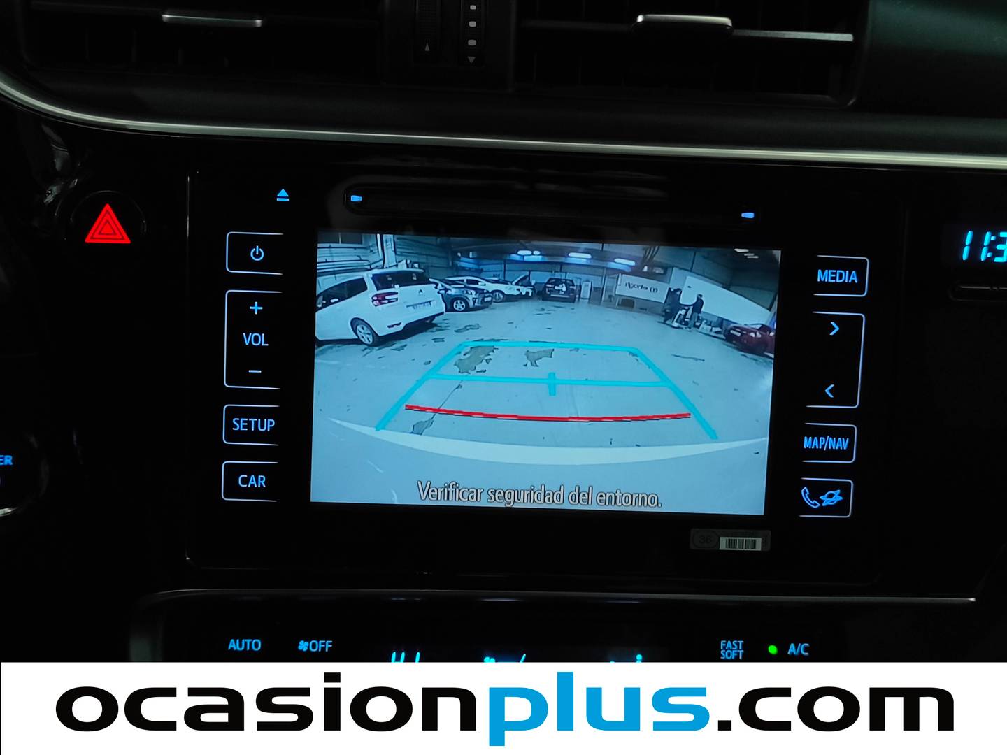 Equipamiento del Toyota Auris Toyota Auris 1.8 Hybrid Active (136 CV)