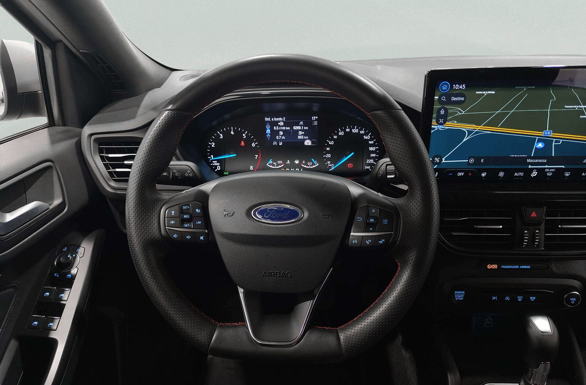 Ford Focus 1.0 EcoBoost MHEV ST-Line - foto 25