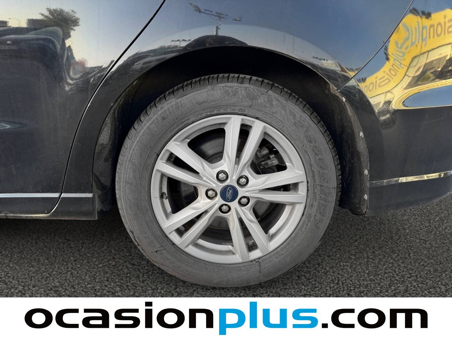 Foto Ford S-MAX Ford S-Max 2.5 Duratec Atkinson PHEV Titanium Auto (190 CV) 7 Plazas