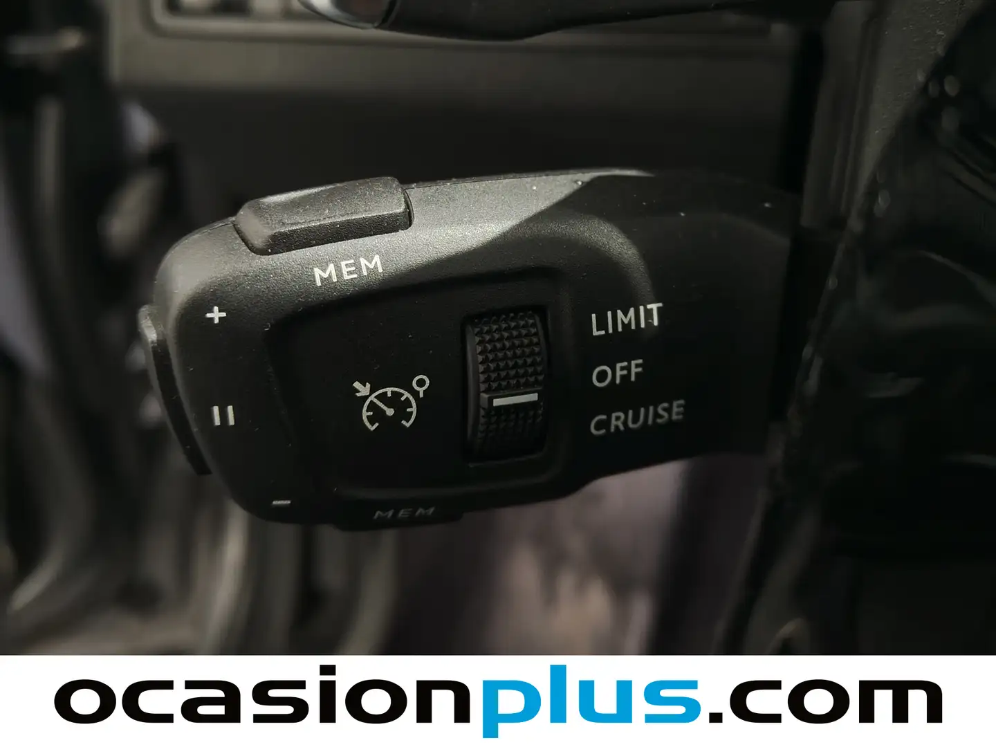 Foto Peugeot 5008 Peugeot 5008 PureTech 130 S&S Allure Pack EAT8 (130 CV)