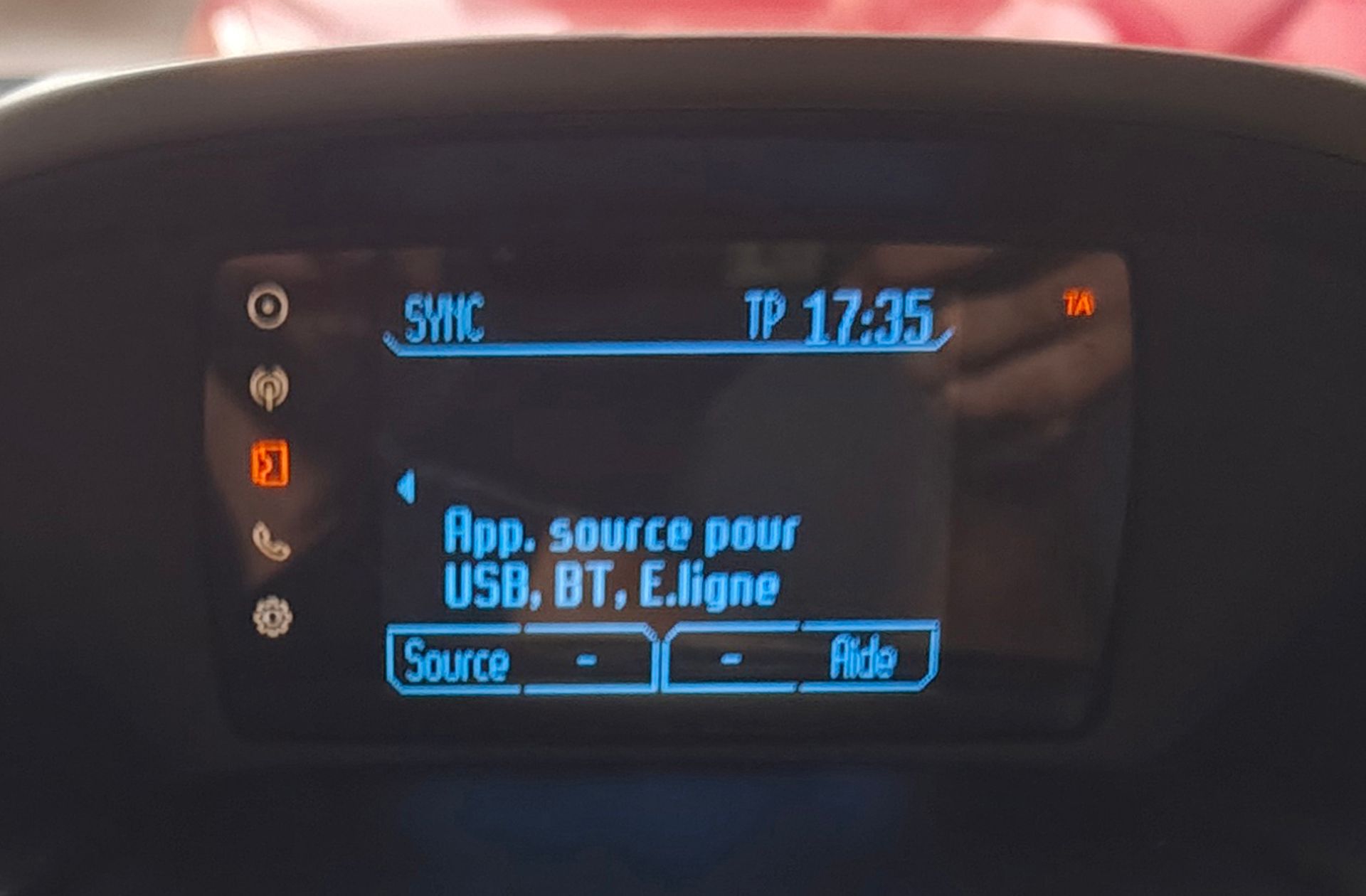 Ford B-Max 1.0 EcoBoost Trend - foto 24