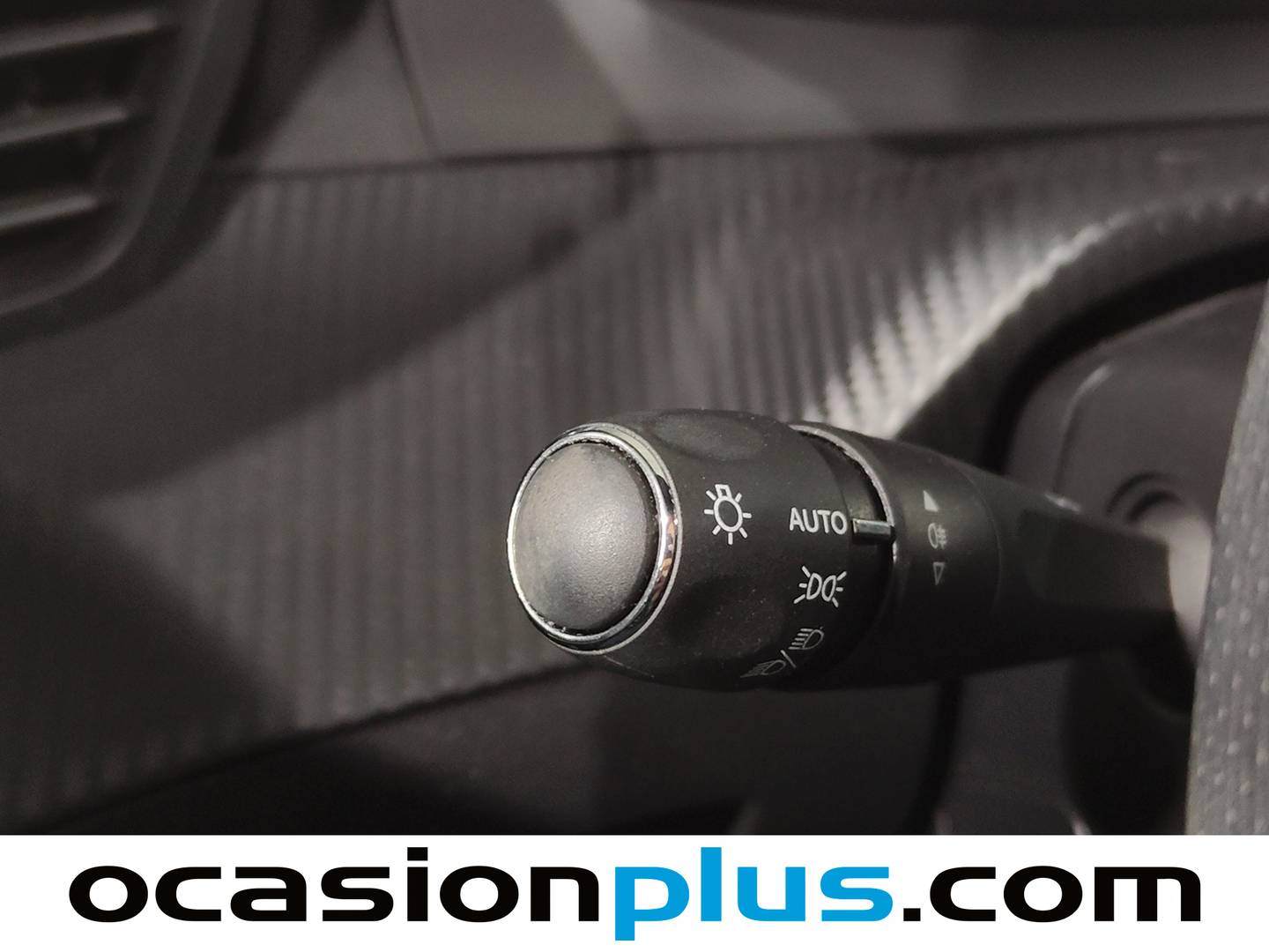 Foto Peugeot 208 Peugeot 208 BlueHDi 100 GT (100 CV)