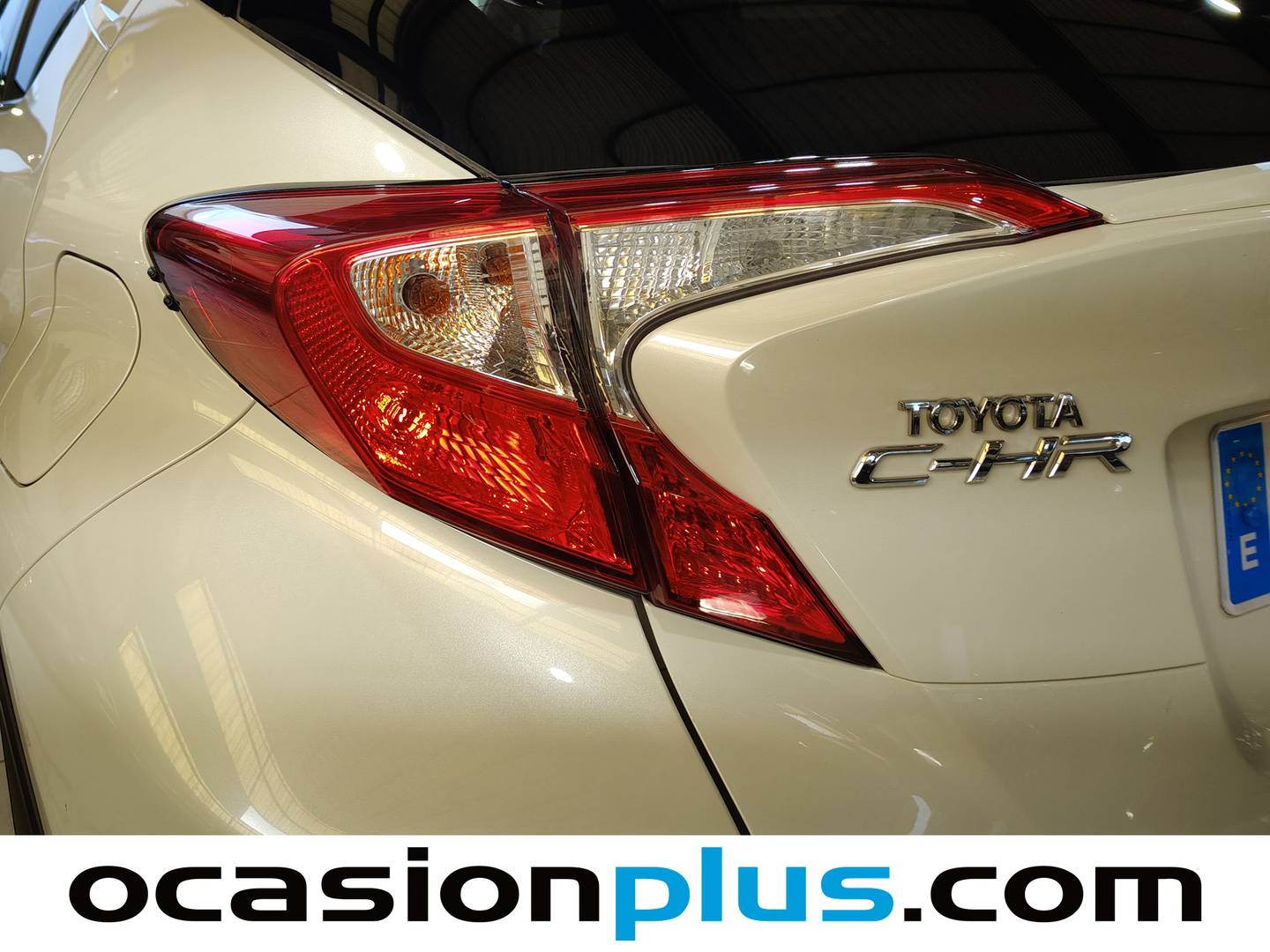 Toyota C-HR Toyota C-HR 1.8 125H Advance (122 CV) al mejor precio