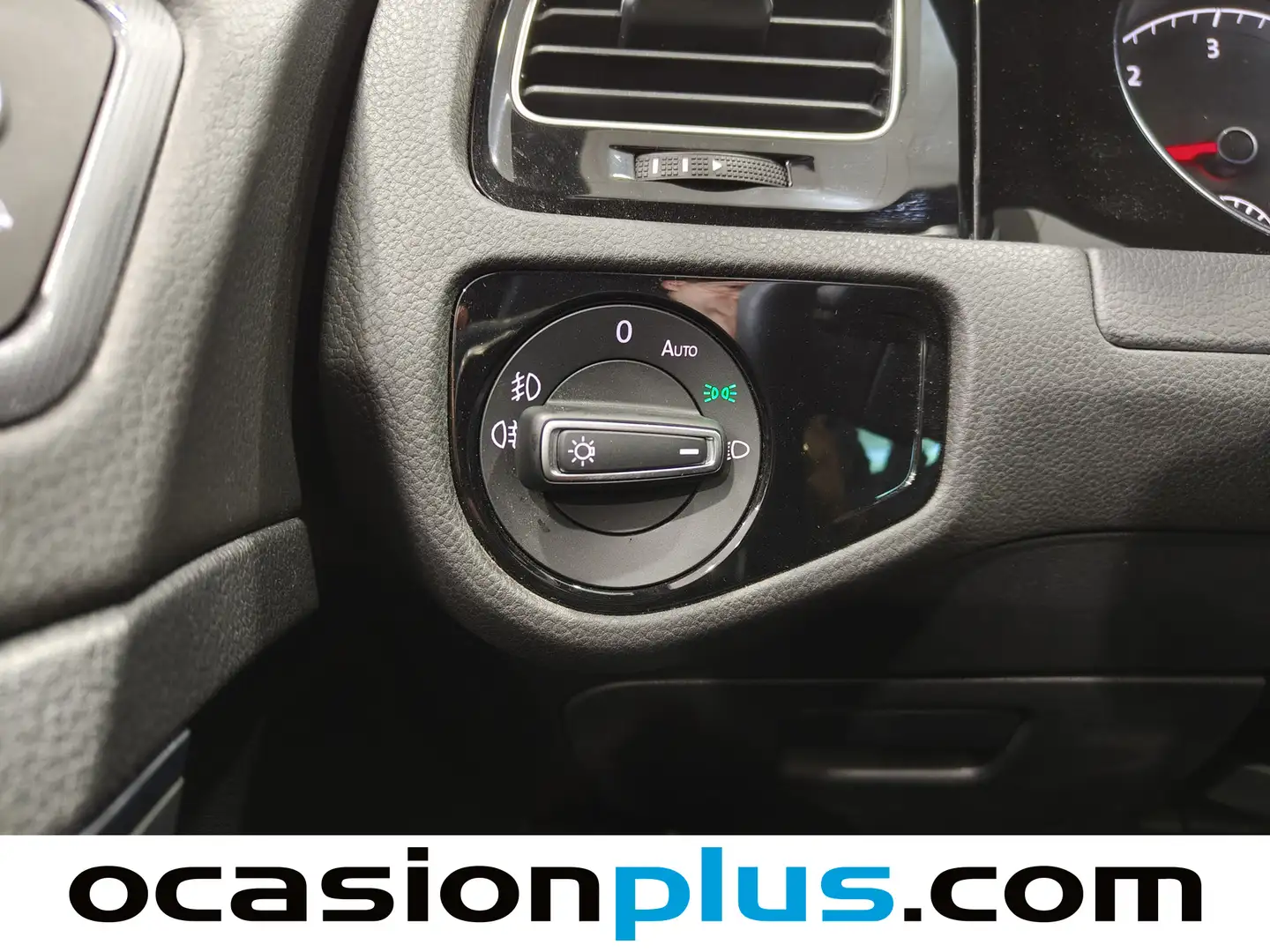 Foto Volkswagen Golf Volkswagen Golf Sport 1.6 TDI BMT (110 CV) Pack R-Line