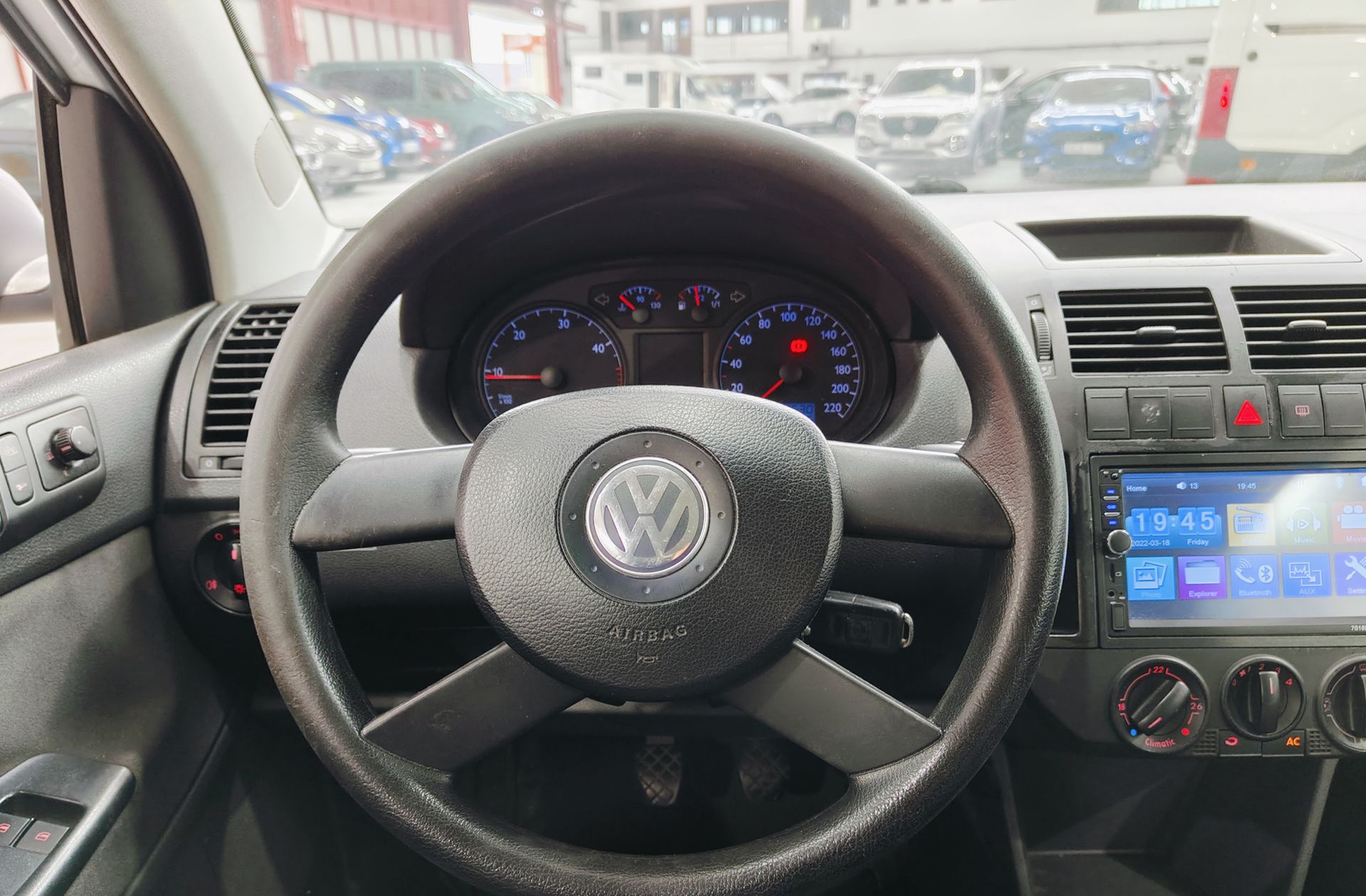 Volkswagen Polo 1.9 SDI Match - foto 17