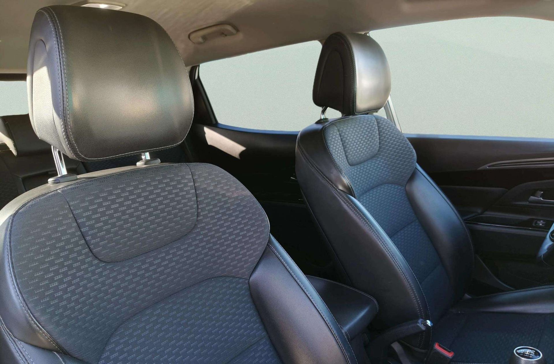 SsangYong Korando G15T Urban Plus - foto 7