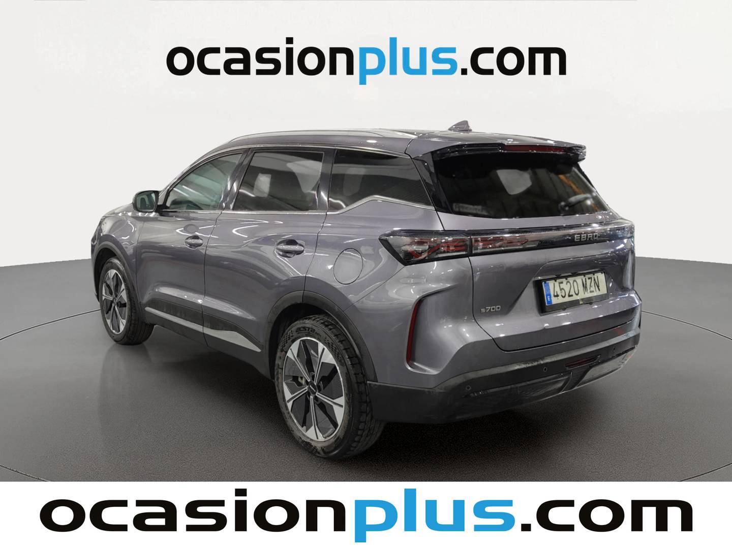 Foto trasera EBRO S700 EBRO S700 1.6 TGDI Luxury 7 DCT (147 CV) derecha