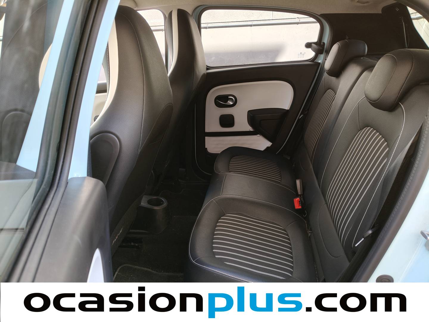 Foto asientos traseros Renault Twingo Renault Twingo R80 Batería 20kWh (81 CV)