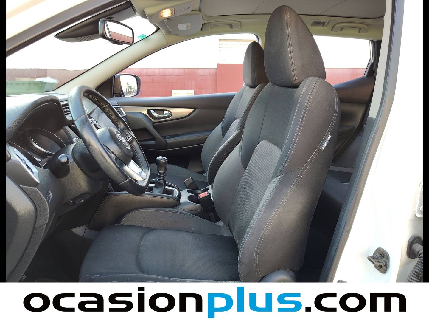 Foto asientos delanteros Nissan QASHQAI Nissan Qashqai DIG-T 140 N-Connecta 4x2 (140 CV)