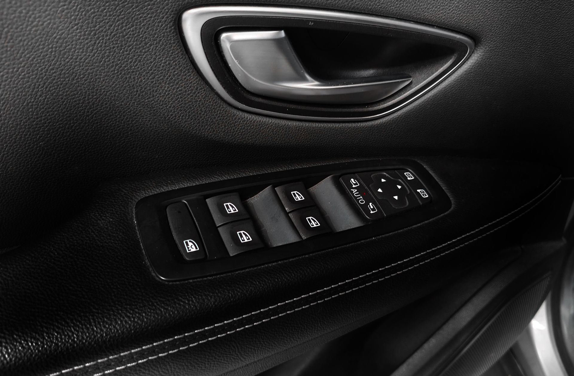 Renault Grand Scénic Zen dCi 7 plazas - foto 40