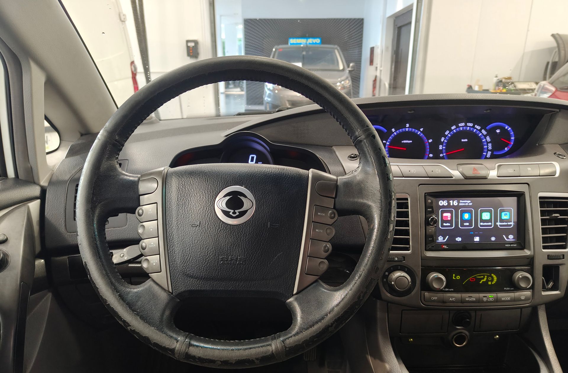 SsangYong Rodius 2.0 e-Xdi Premium 7 plazas - foto 21