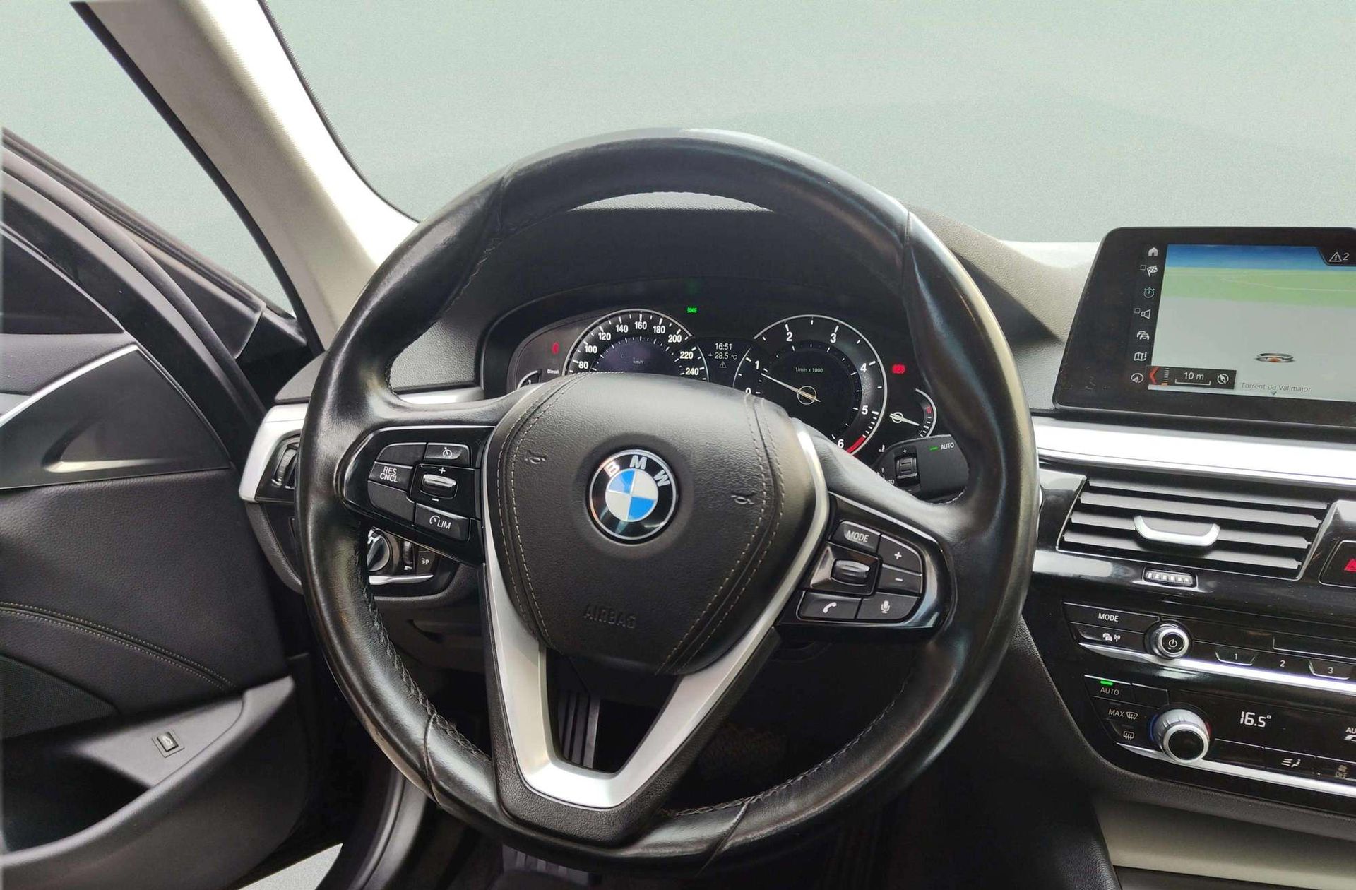 BMW Serie 5 520d - foto 24