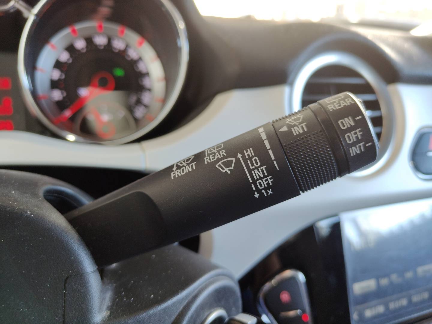 Foto Opel Adam Opel Adam 1.4 XEL Glam (87 CV)