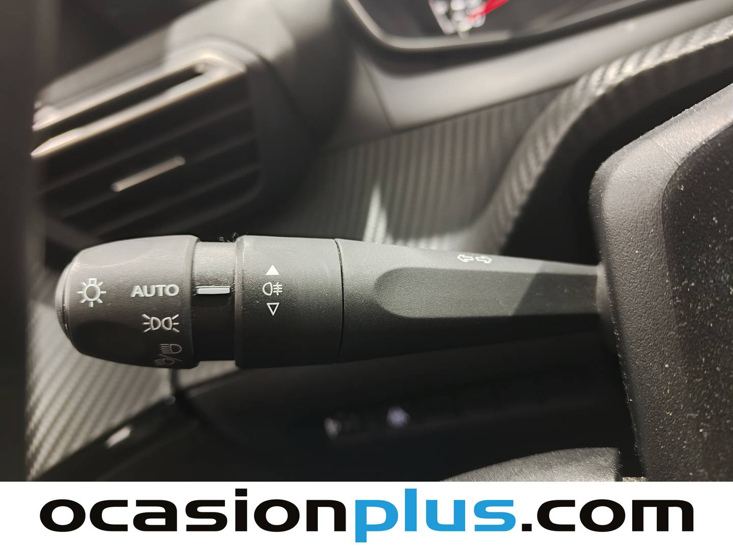 Foto Peugeot 2008 Peugeot 2008 PureTech 100 S&S Allure (100 CV)