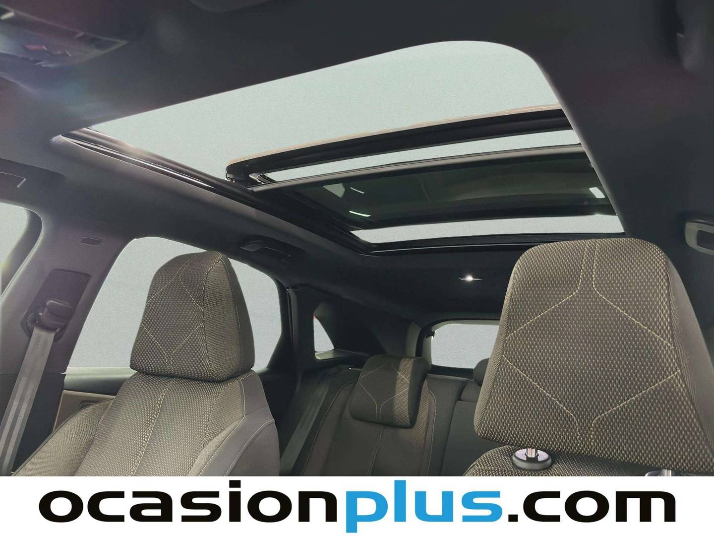 Extras y acabados del DS DS 7 Crossback DS DS7 Crossback BlueHDi 180 So Chic Auto (180 CV)
