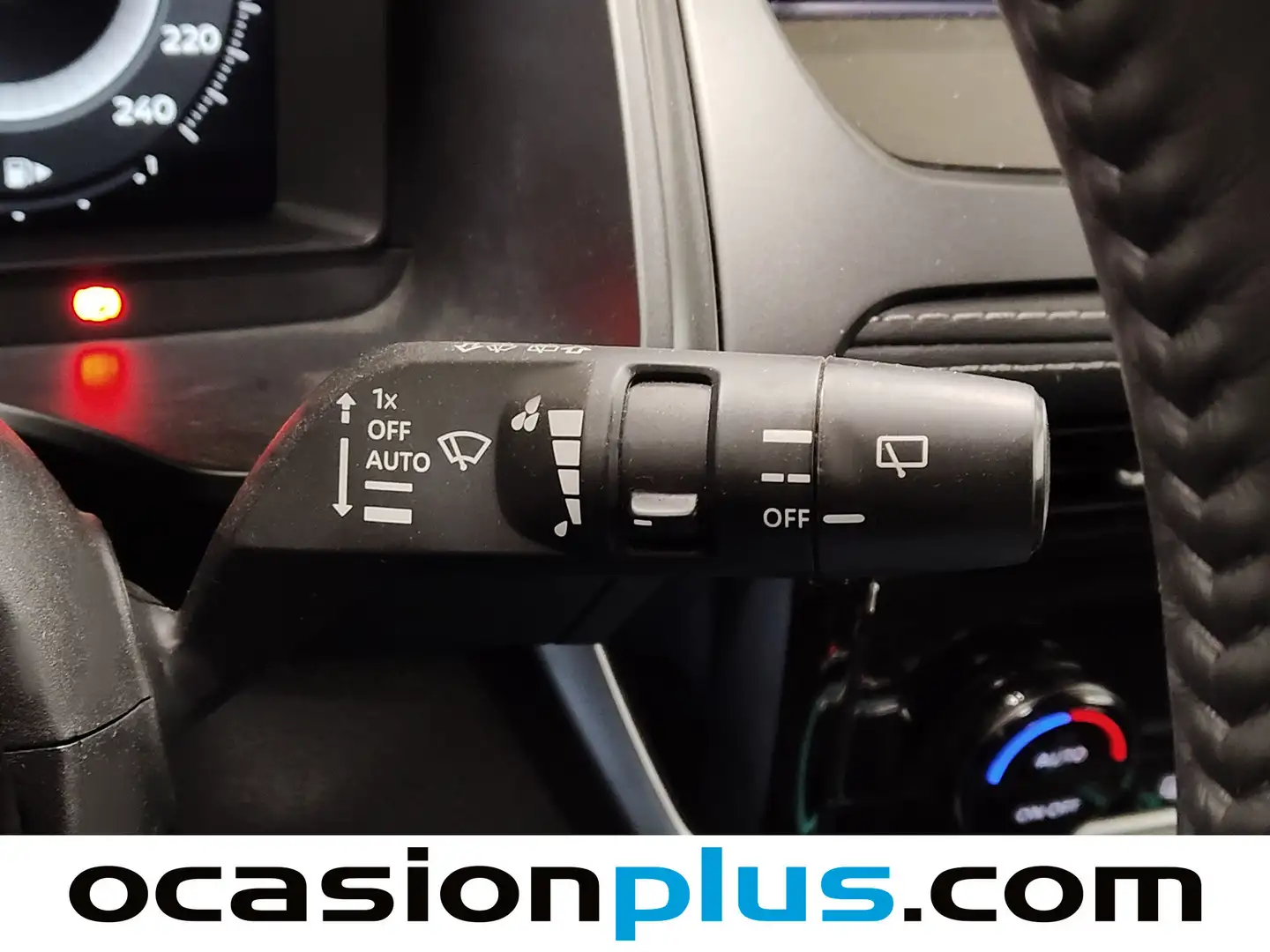 Foto Nissan QASHQAI Nissan Qashqai DIG-T 140 N-Connecta (140 CV)