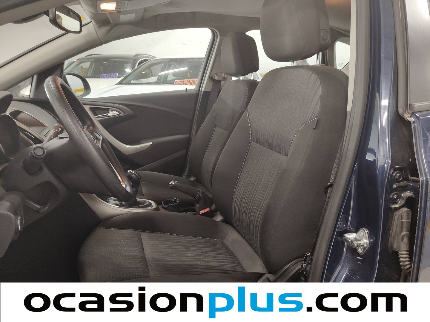 Foto asientos delanteros Opel Astra Opel Astra 1.6 Enjoy (115 CV)