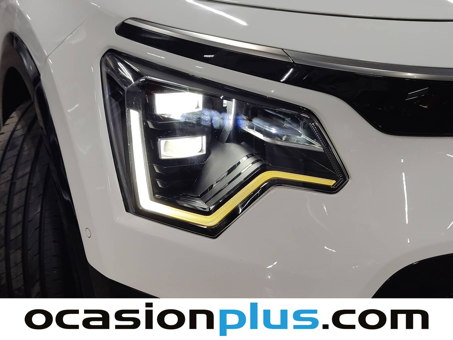 Paquetes del KIA e-Niro KIA e-Niro Emotion (Long Range) (204 CV)