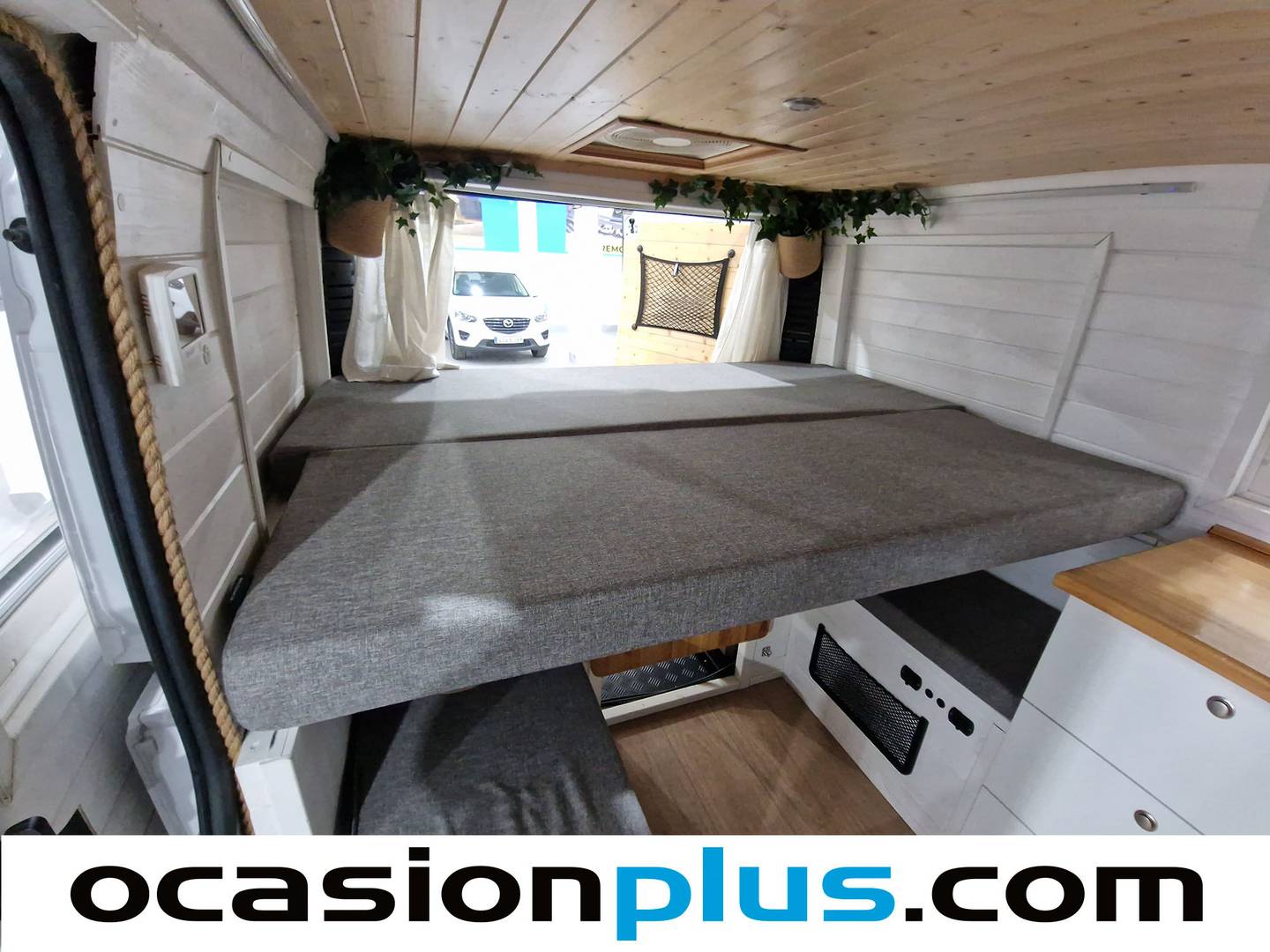 Foto Peugeot Boxer Peugeot Boxer Furgon BlueHDi 140 S&S Pack 330 L1 H1 (140 CV)