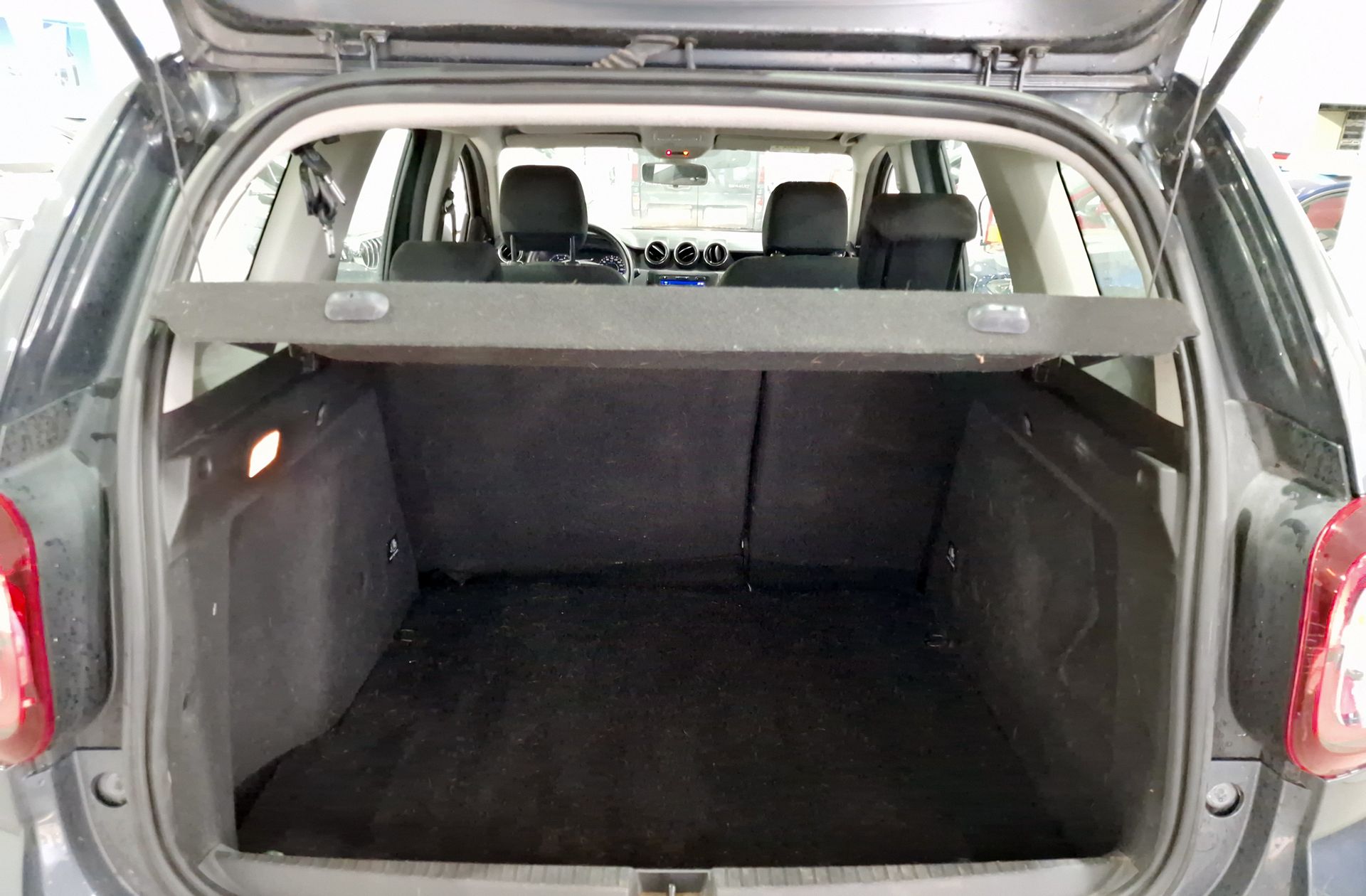 Dacia Duster 1.6 Access 4x2 - foto 14