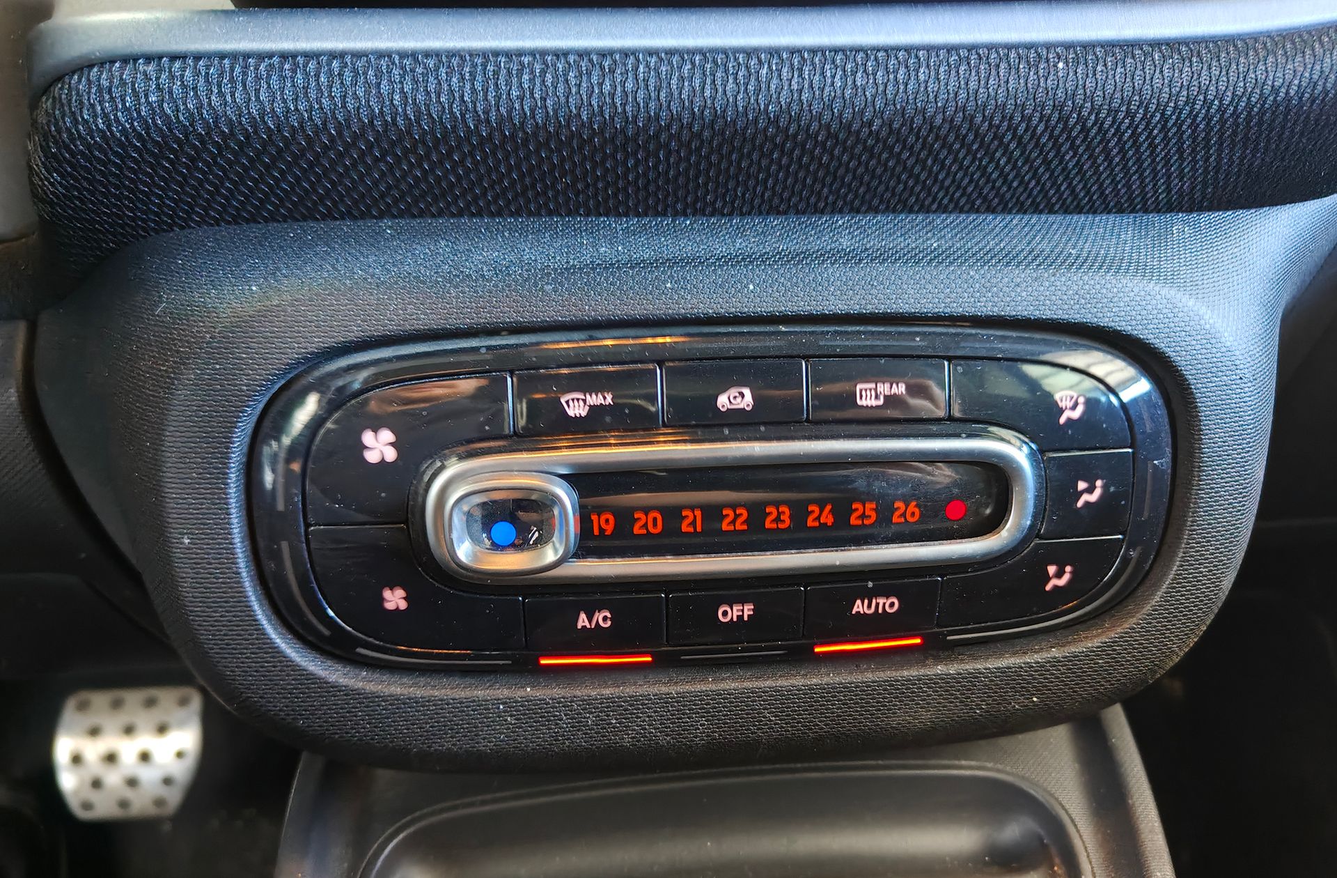 smart fortwo Coupe 66 - foto 26