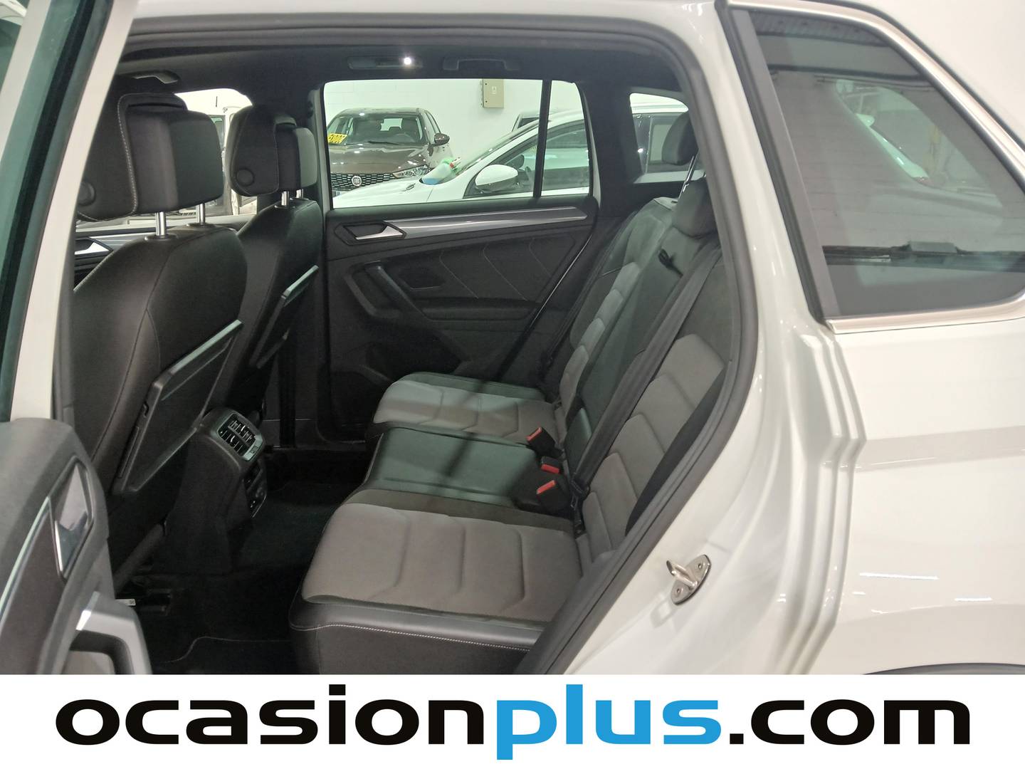 Foto asientos traseros Volkswagen Tiguan Volkswagen Tiguan Sport 1.5 TSI (150 CV) DSG Pack R-Line