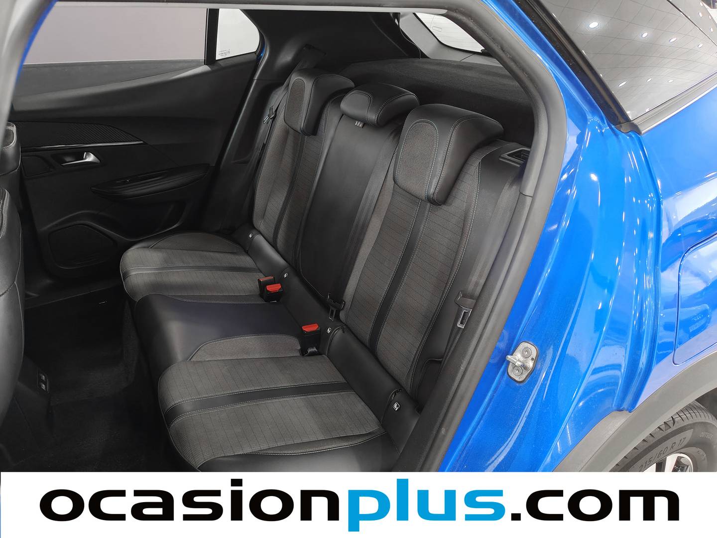 Foto Peugeot 2008 Peugeot 2008 PureTech 130 S&S Allure Pack (130 CV)