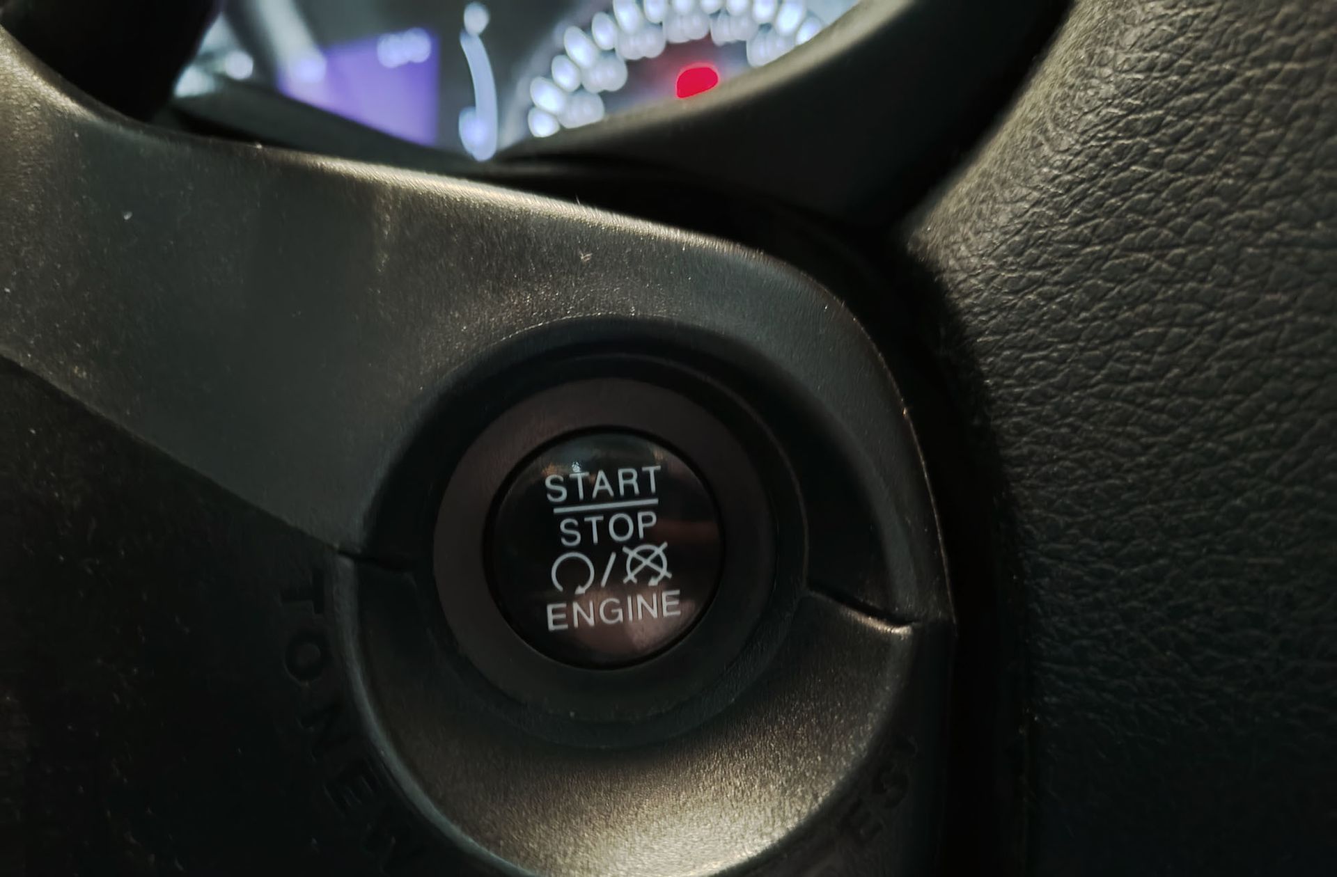 Jeep Renegade 1.4 MultiAir Longitude 4x2 - foto 27