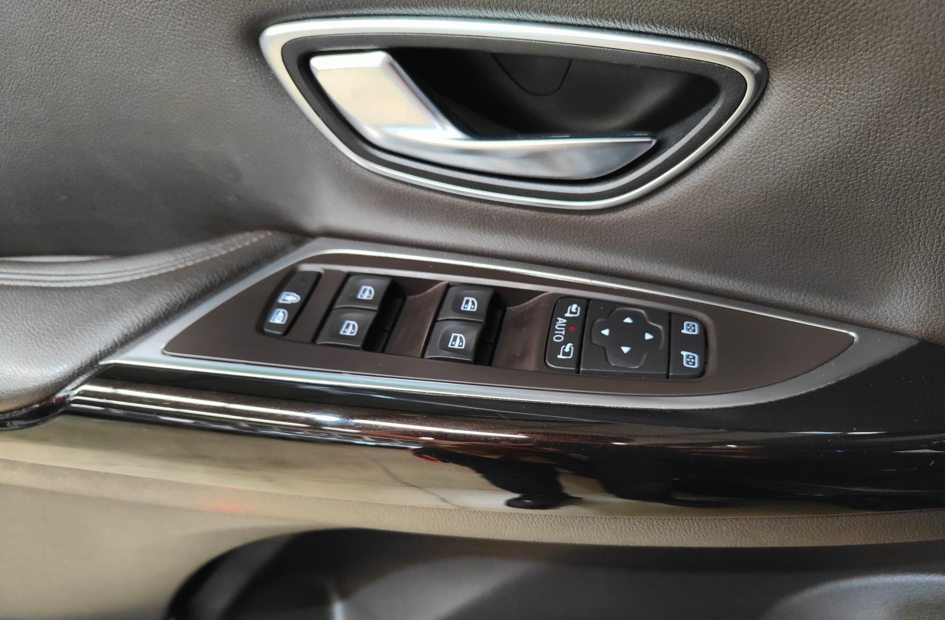 Renault Espace Zen Energy dCi 7 plazas - foto 31