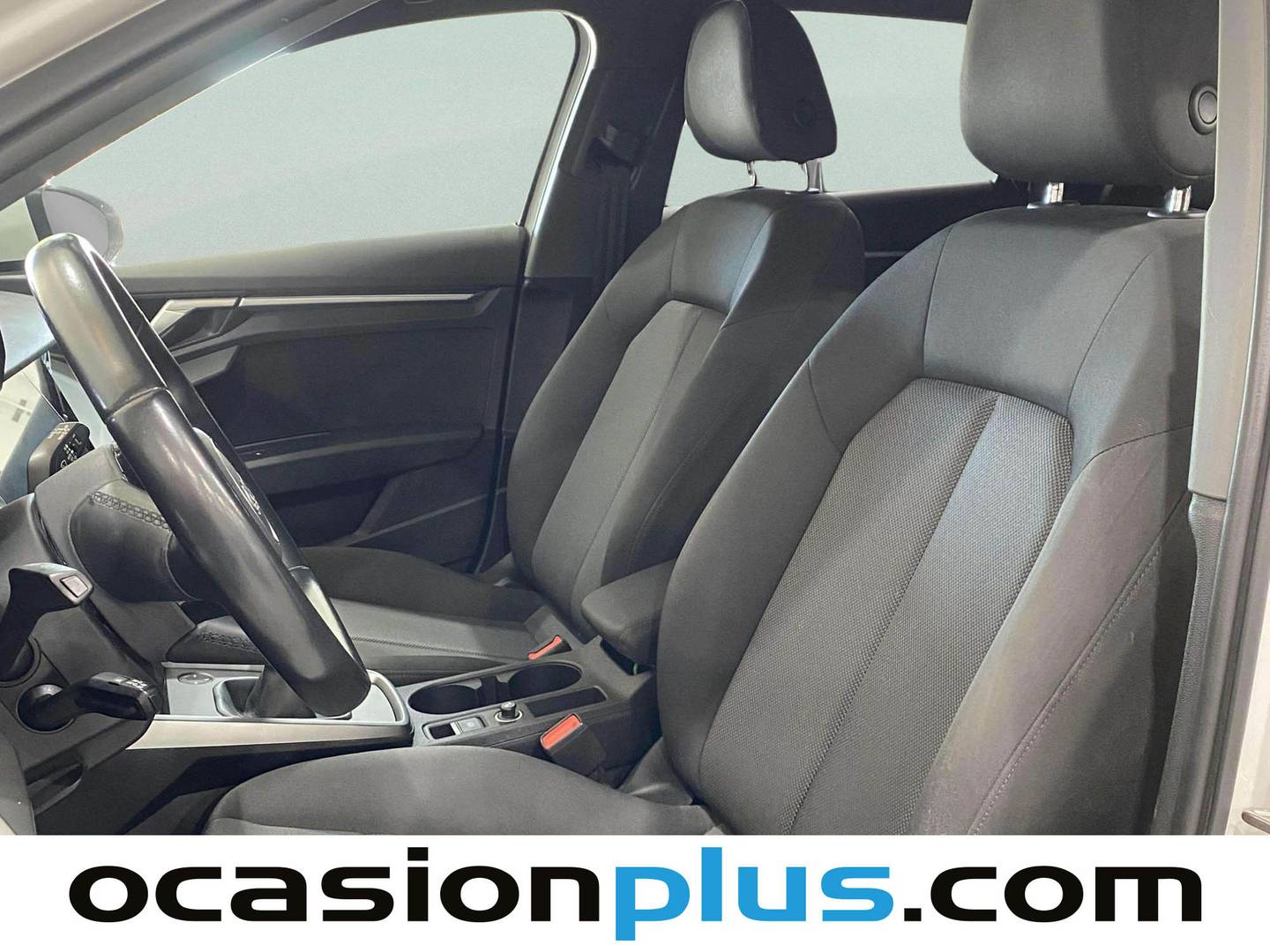 Foto asientos delanteros Audi A3 Audi A3 Sportback Advanced 30 TDI (116 CV)