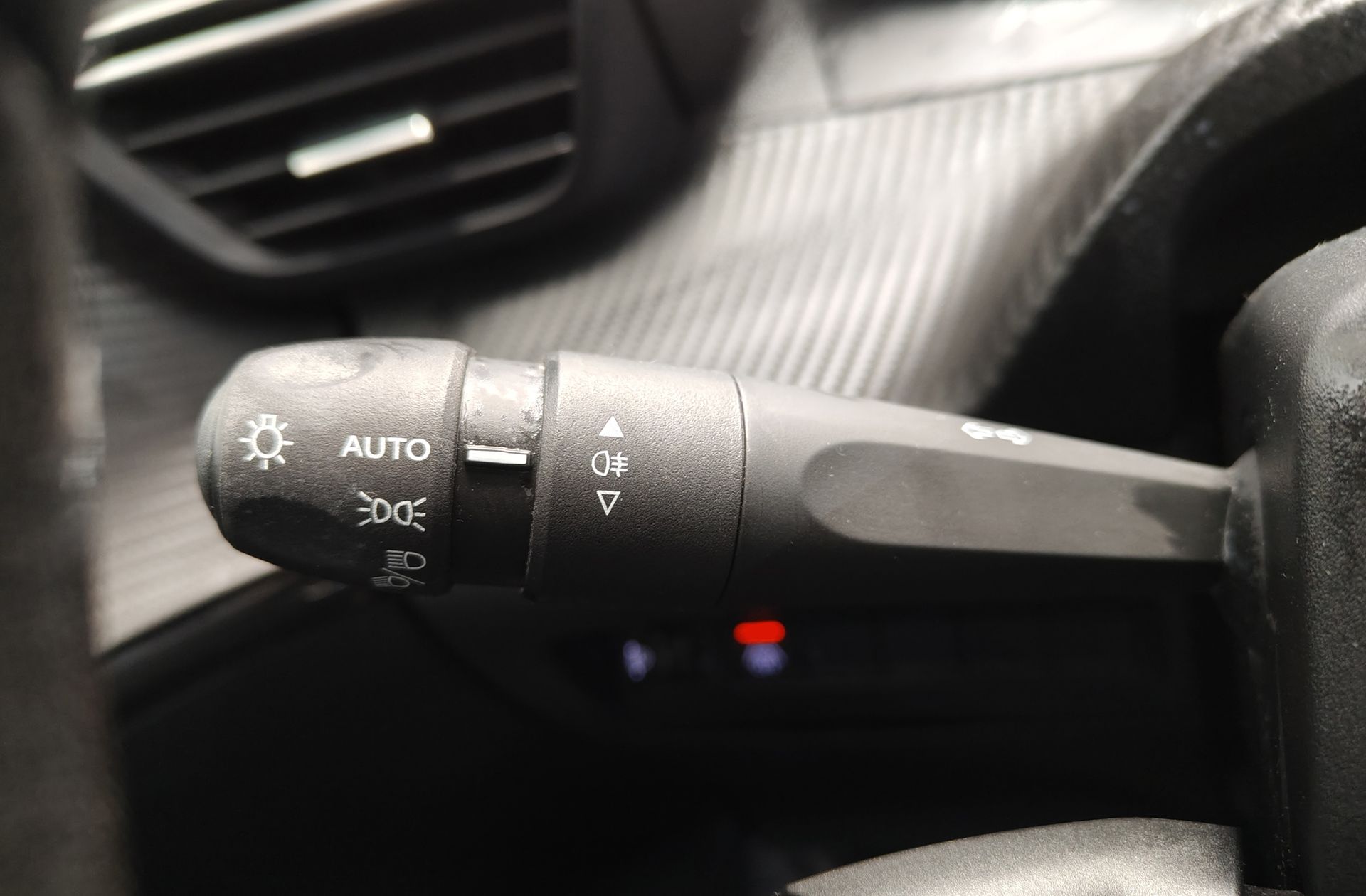 Peugeot 208 PureTech 100 Active Pack - foto 25
