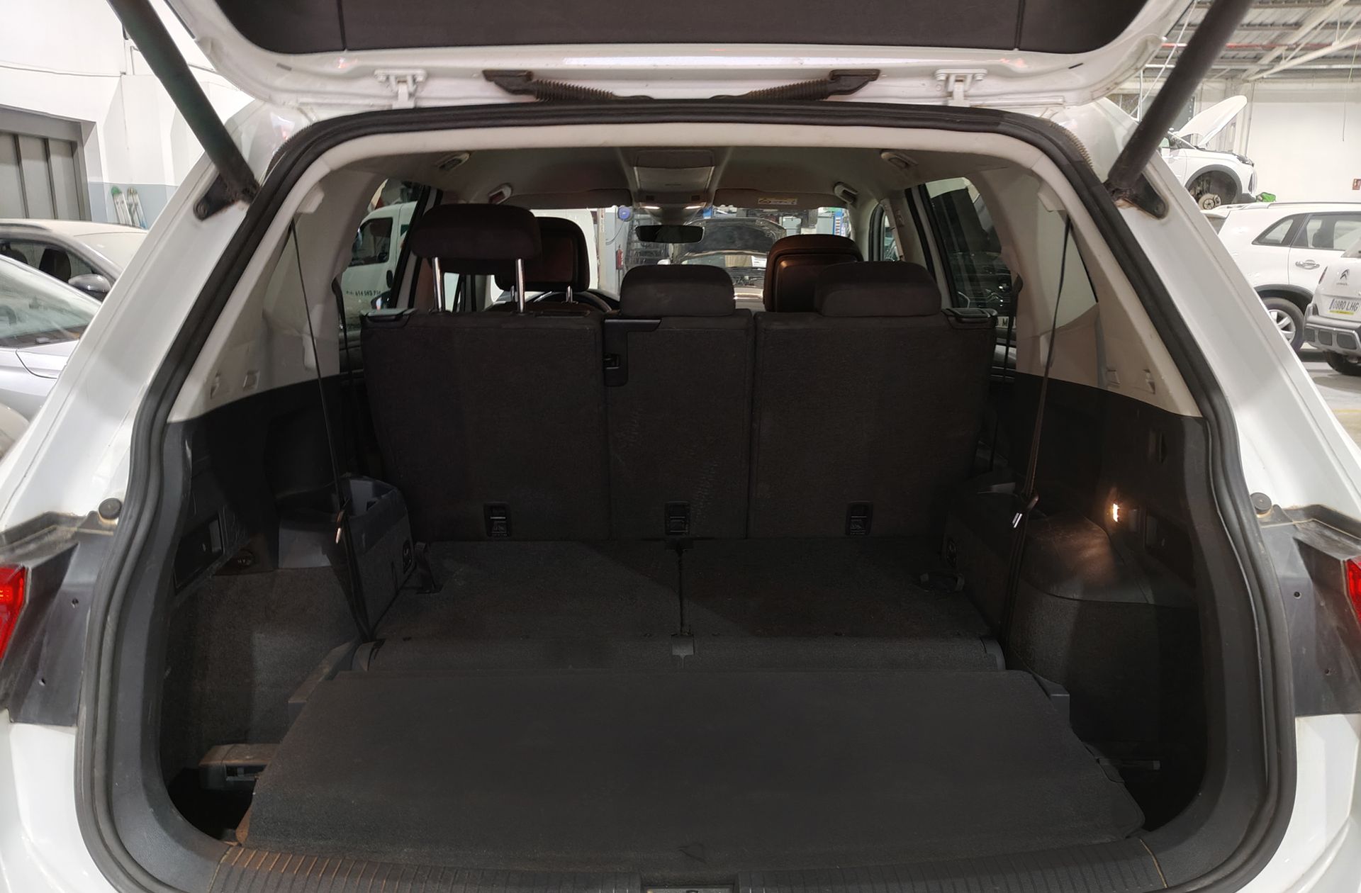 Volkswagen Tiguan Allspace Advance 2.0 TDI 7 plazas - foto 18