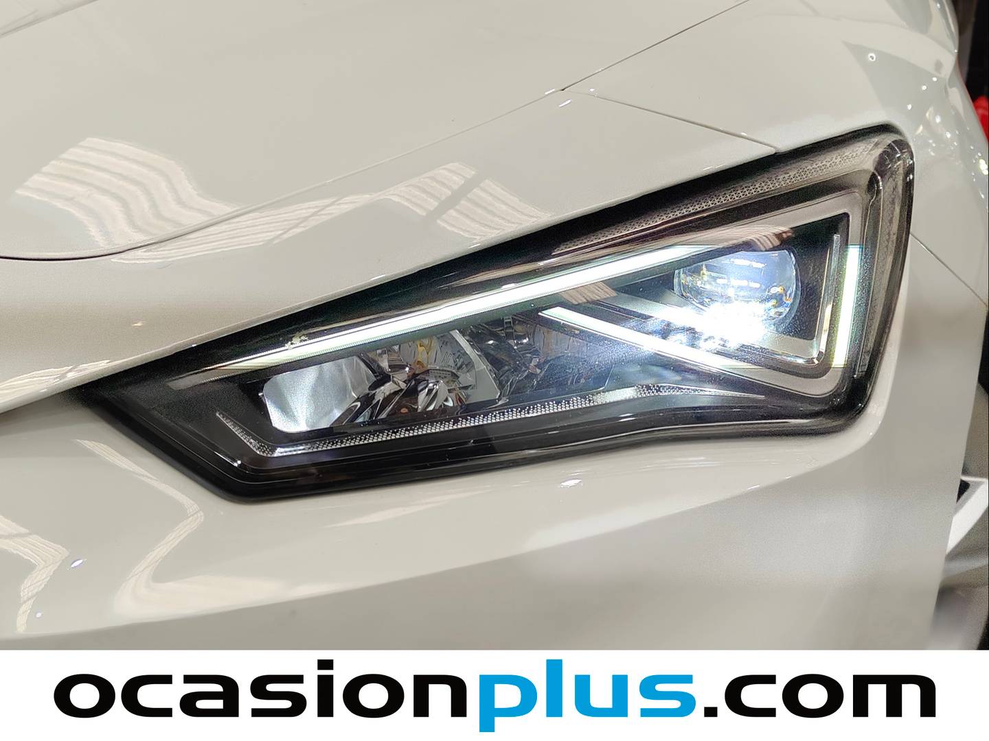 Accesorios del Seat León Seat León 1.0 eTSI S&S FR 25 Aniversario DSG (110 CV)