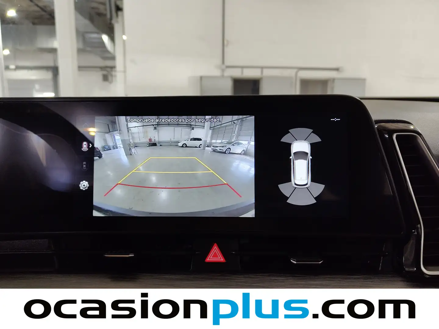 Foto KIA Sportage Kia Sportage 1.6 CRDi MHEV Business 4x2 (136 CV)