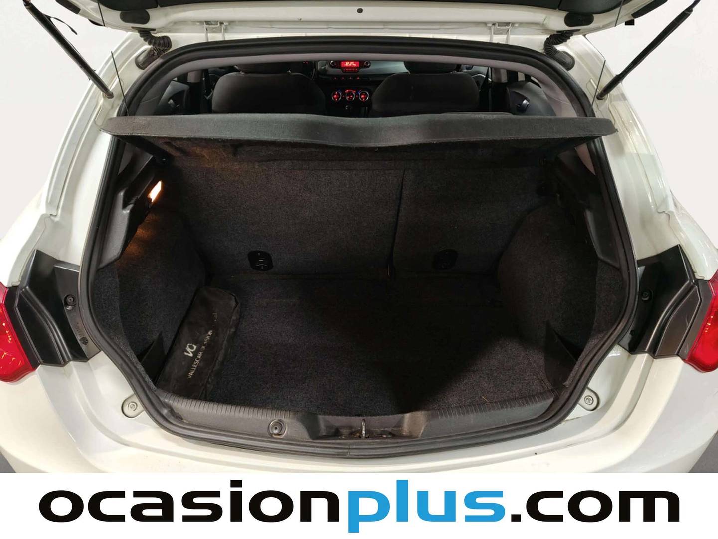 Fotos maletero Alfa Romeo Giulietta Alfa Romeo Giulietta 2.0 JTDm Distinctive TCT (170 CV)