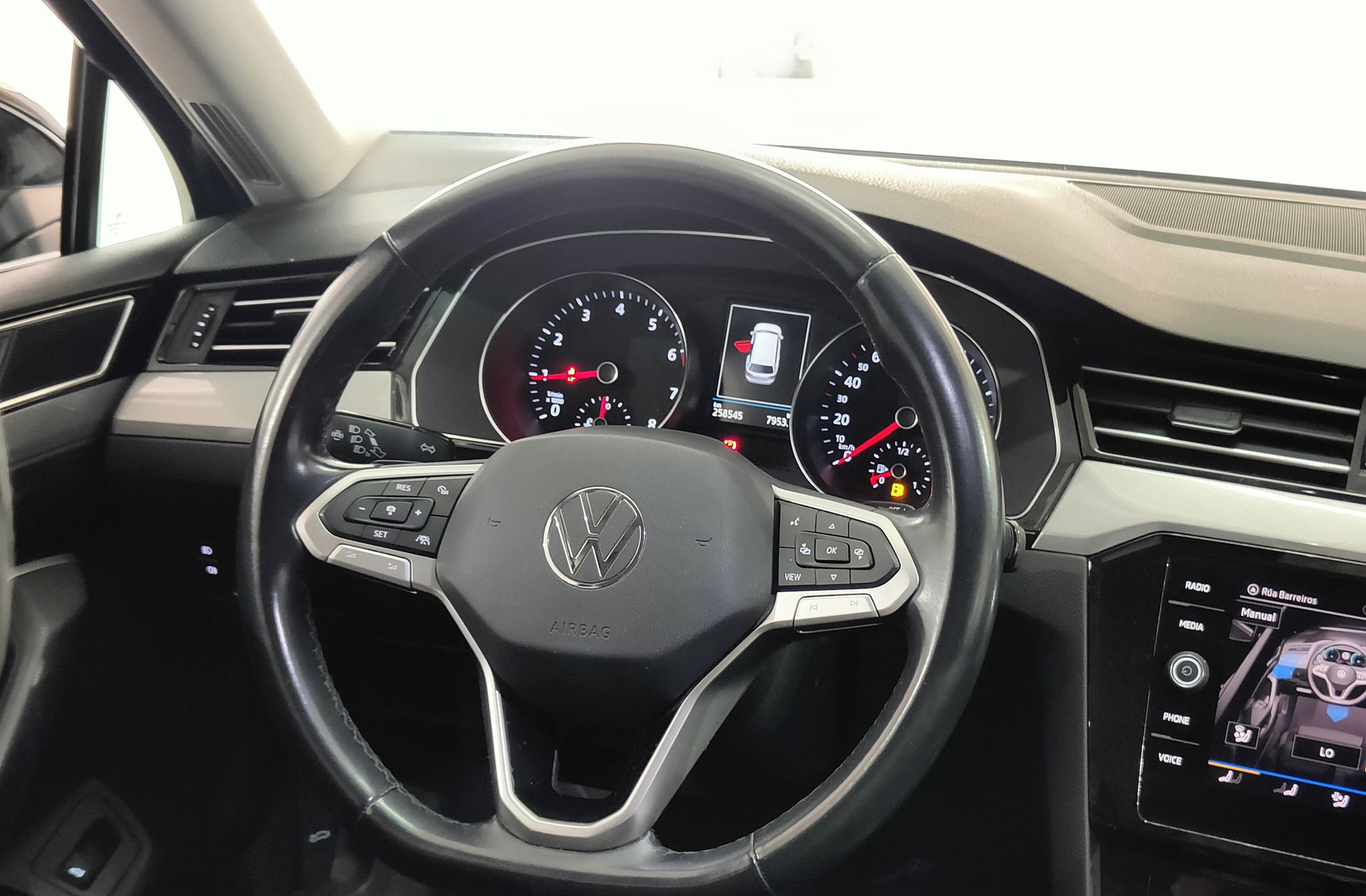 Volkswagen Passat Variant Executive 1.5 TSI DSG - foto 24
