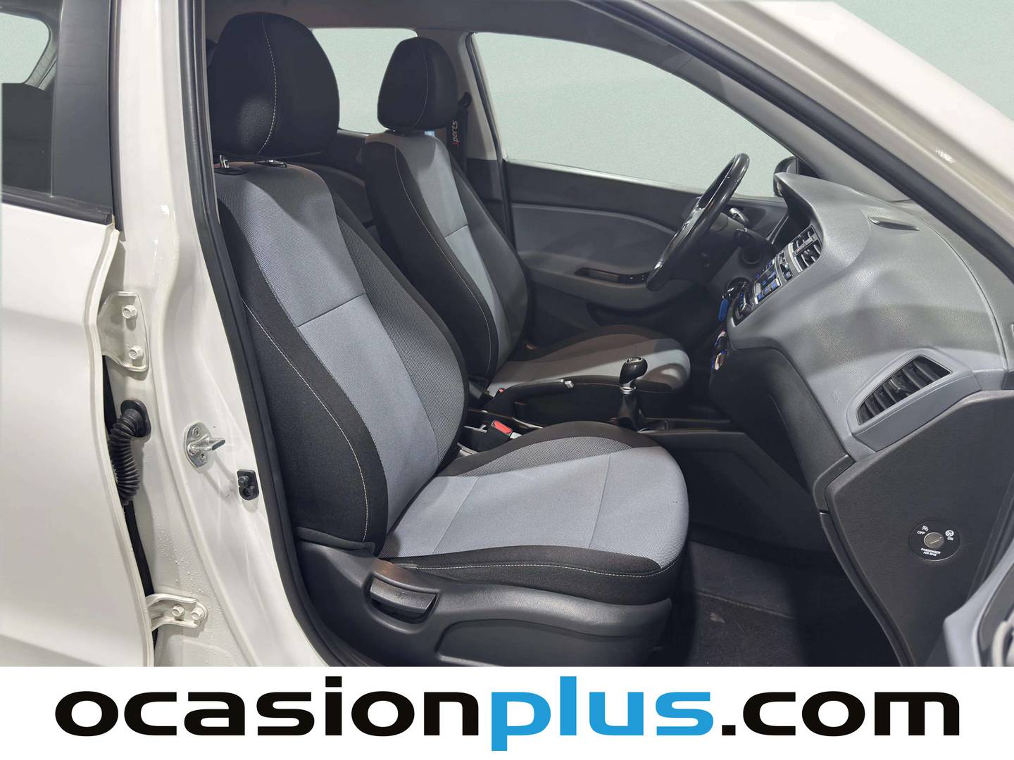 Foto Hyundai i20 Hyundai i20 1.2 MPI Klass (84 CV)