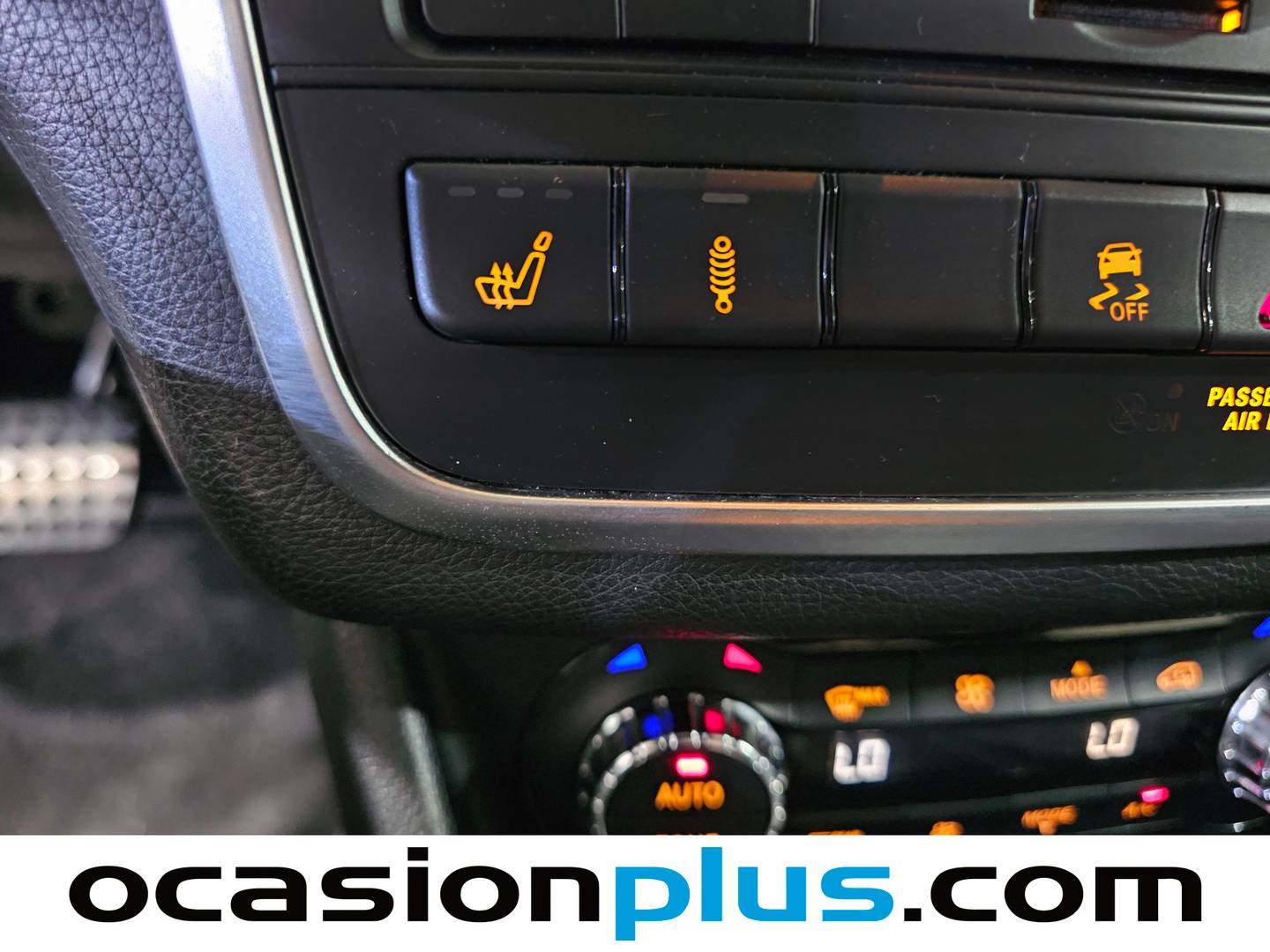 Equipamiento del Mercedes GLA Mercedes GLA AMG 45 4Matic (381 CV)