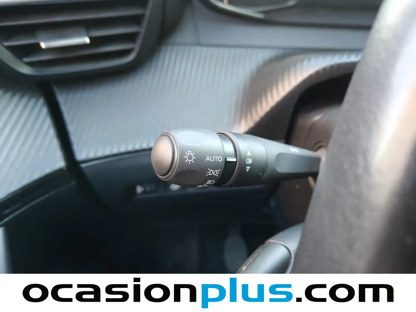 Foto Peugeot 2008 Peugeot 2008 PureTech 100 S&S Allure (100 CV)