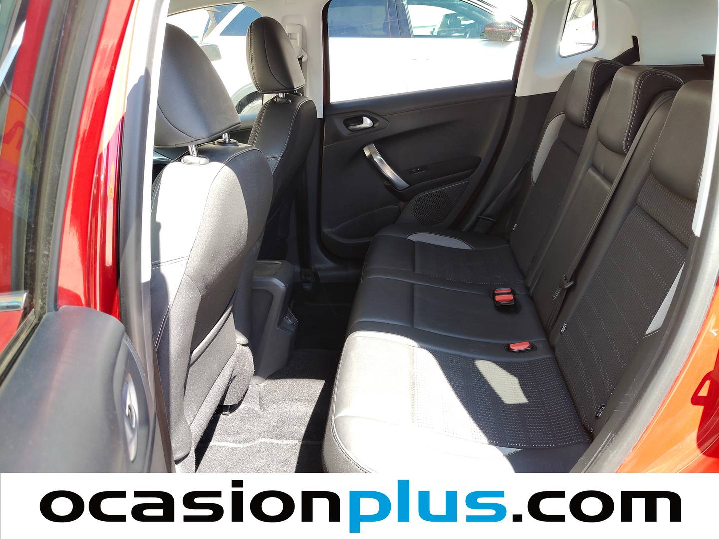 Foto asientos traseros Peugeot 2008 Peugeot 2008 PureTech 110 S&S Allure (110 CV)