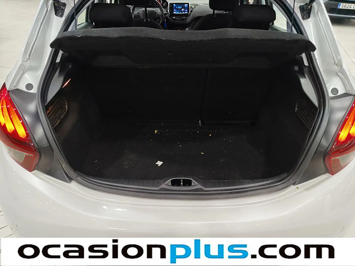 Foto Peugeot 208 Peugeot 208 PureTech 110 Signature (110 CV)