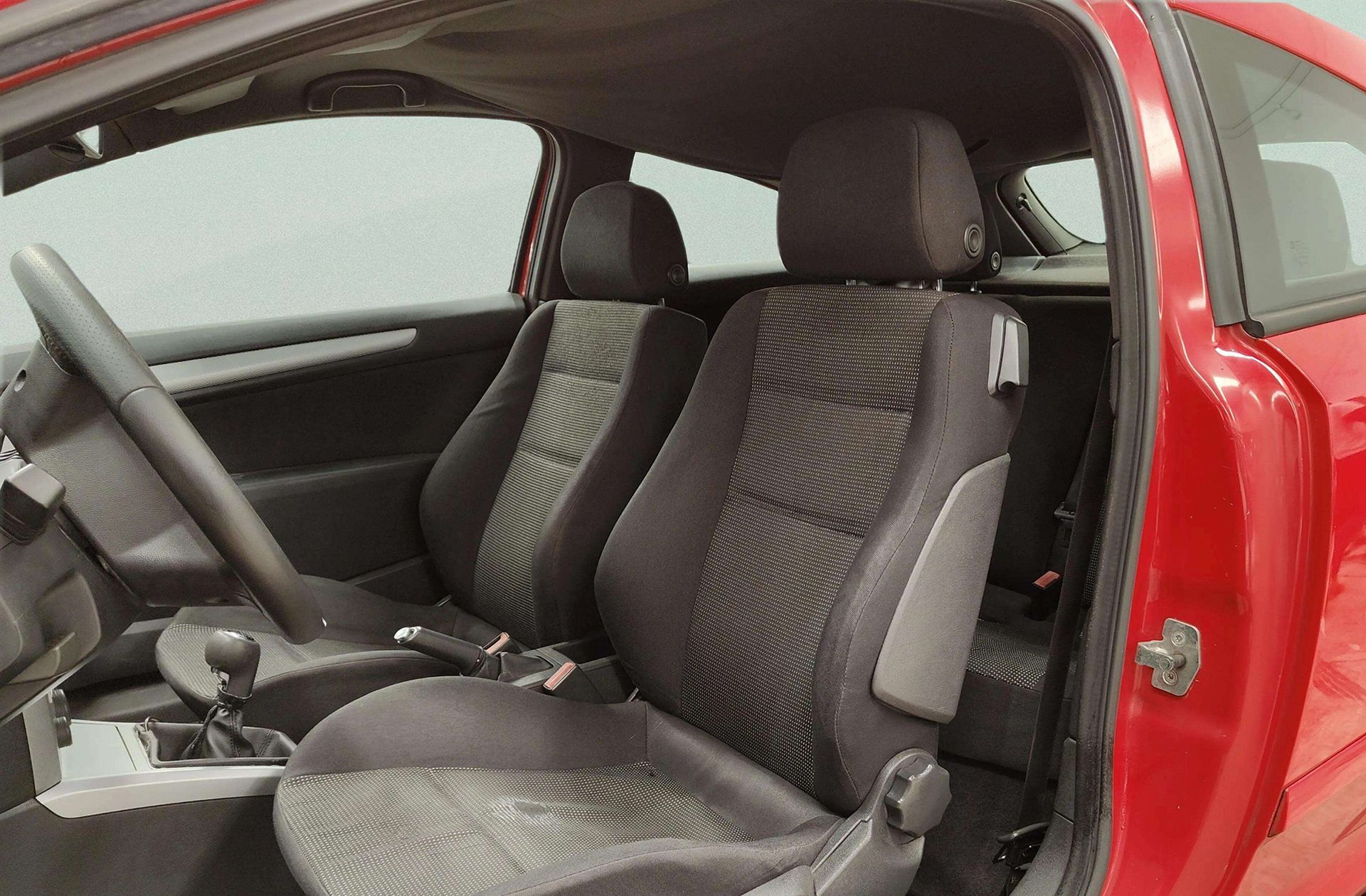 Opel Astra GTC 1.6 Sport - foto 8