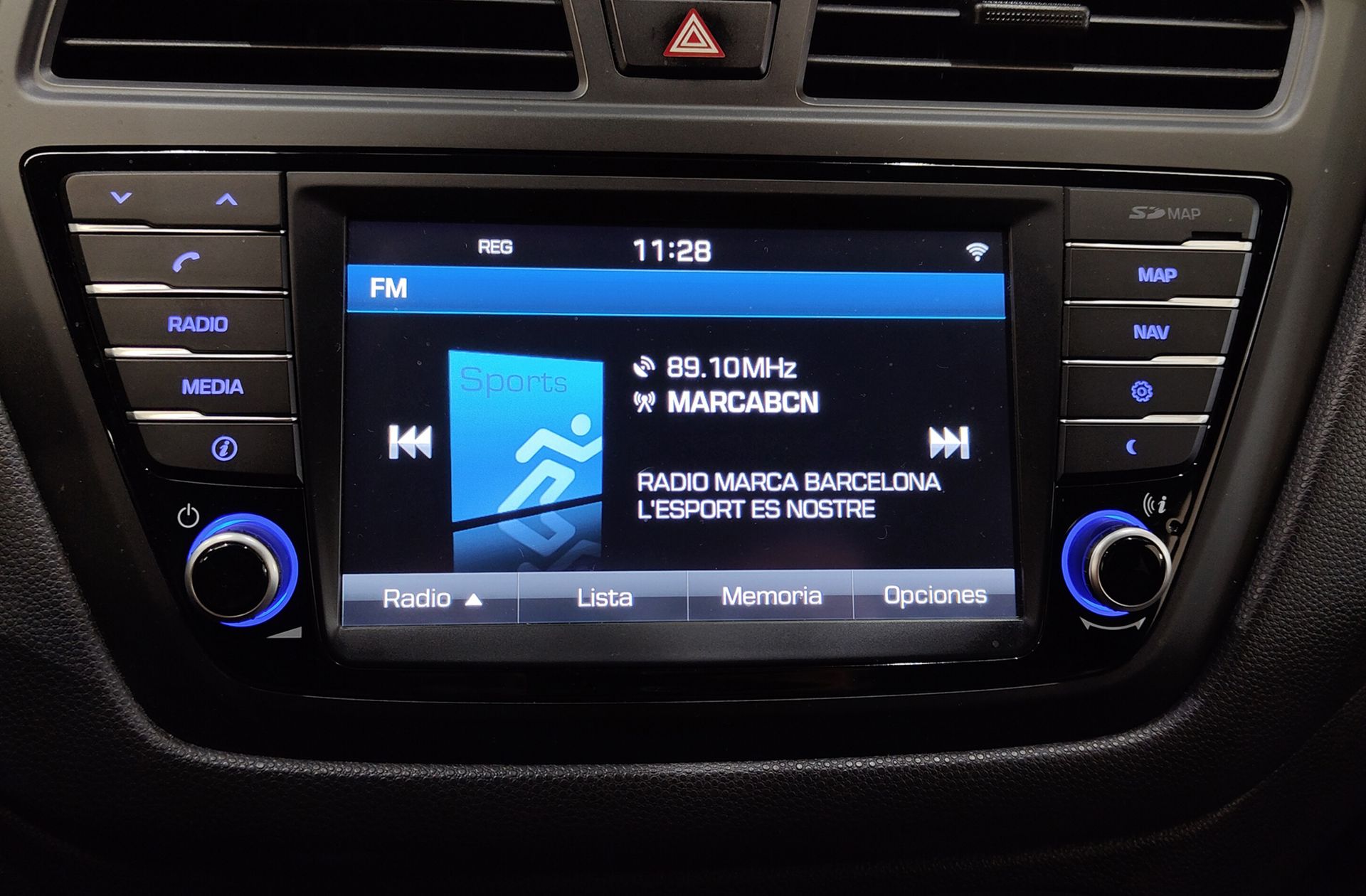 Hyundai i20 1.2 MPI Klass Go! Nav - foto 37
