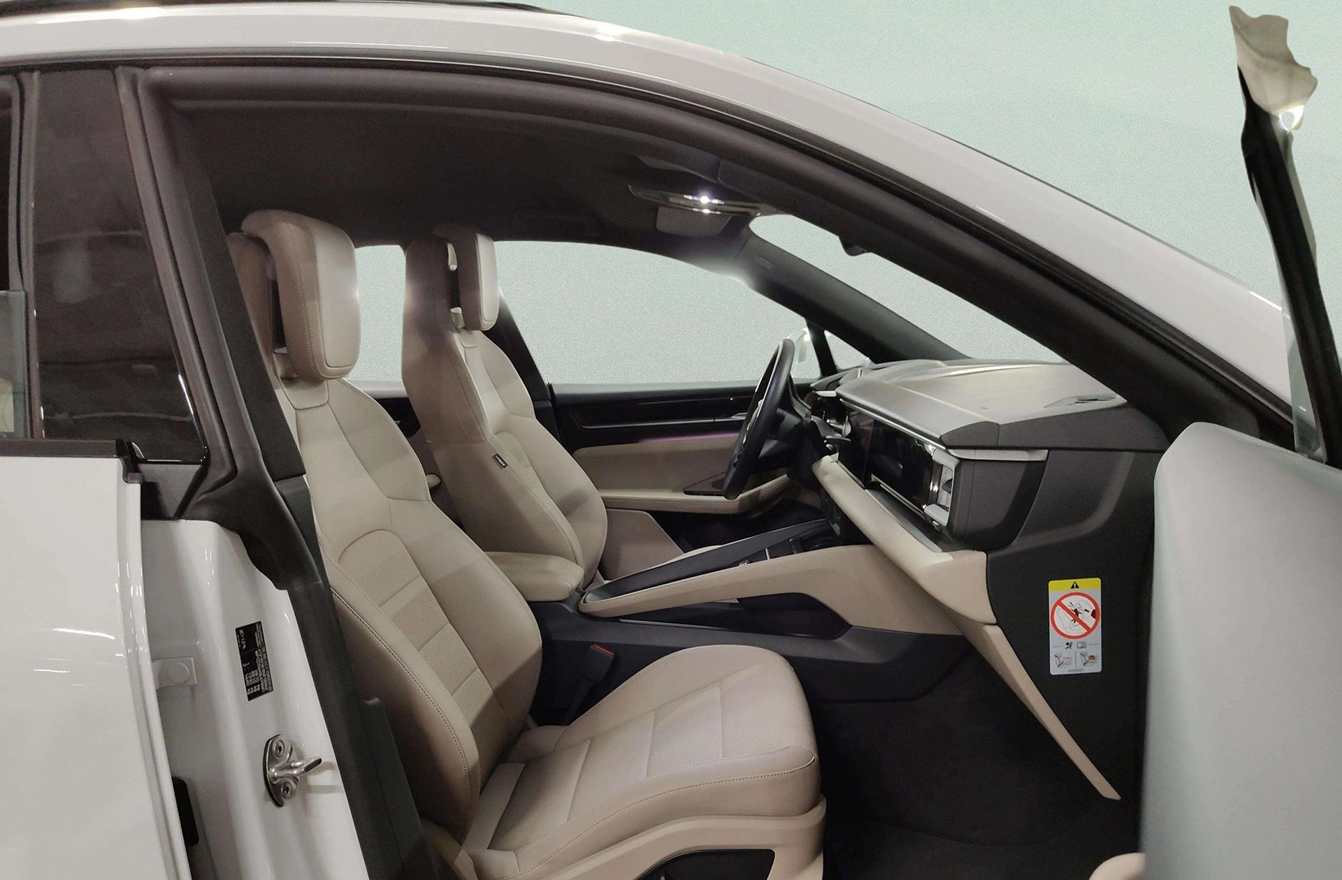 Porsche Macan - foto 27
