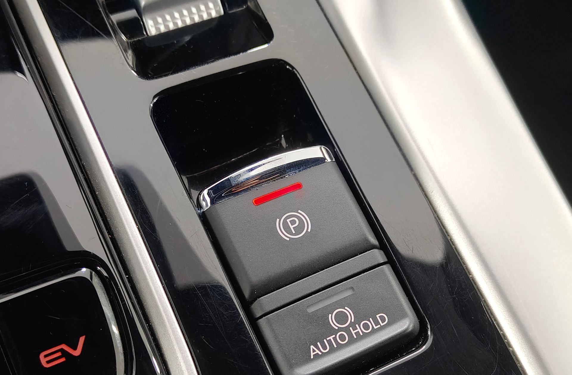 Mitsubishi Eclipse Cross 2.4 PHEV Kaiteki 4WD - foto 30