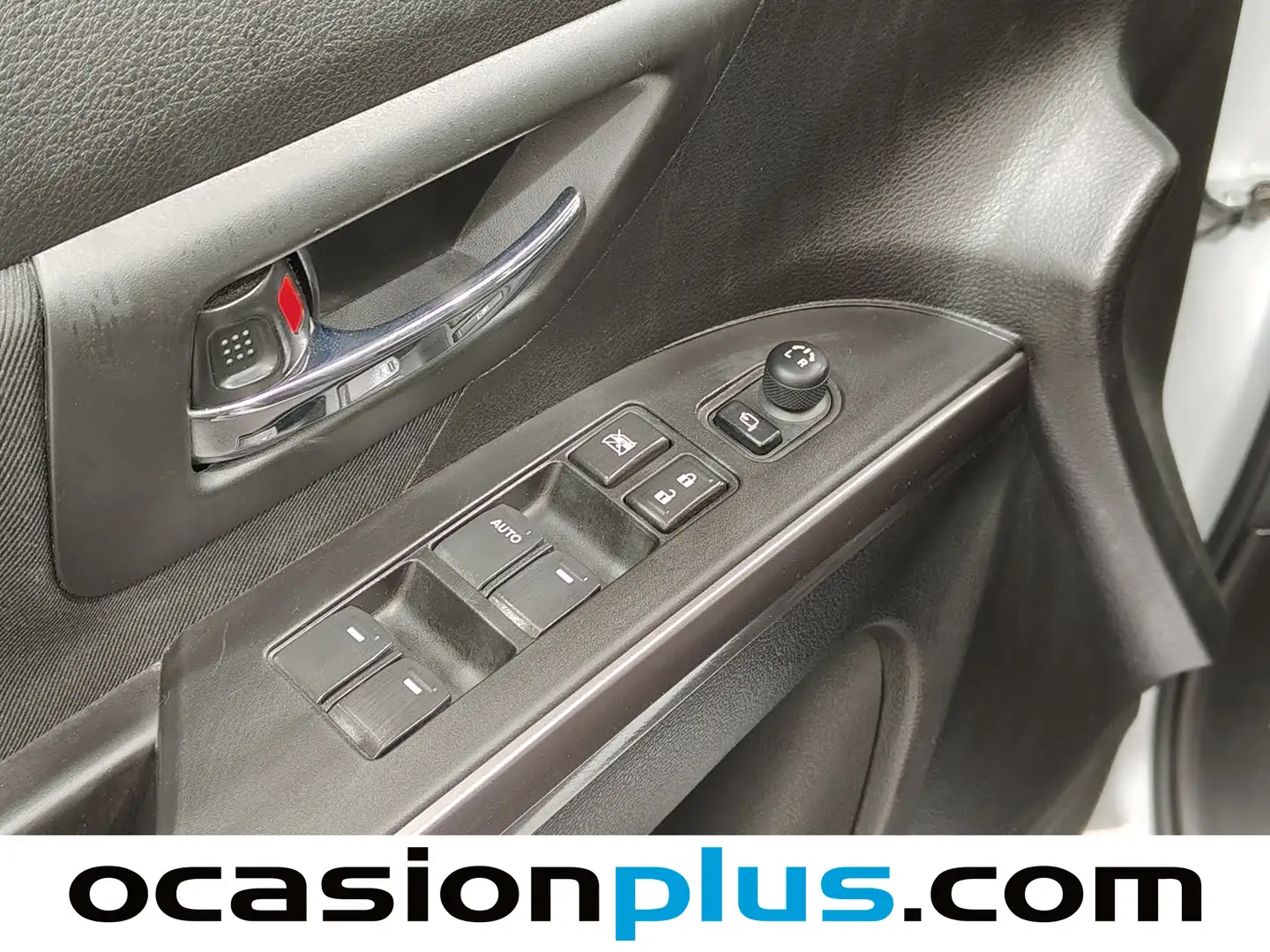 Foto Suzuki S-Cross Suzuki S-Cross 1.4T Mild Hybrid S2 4WD (129 CV)