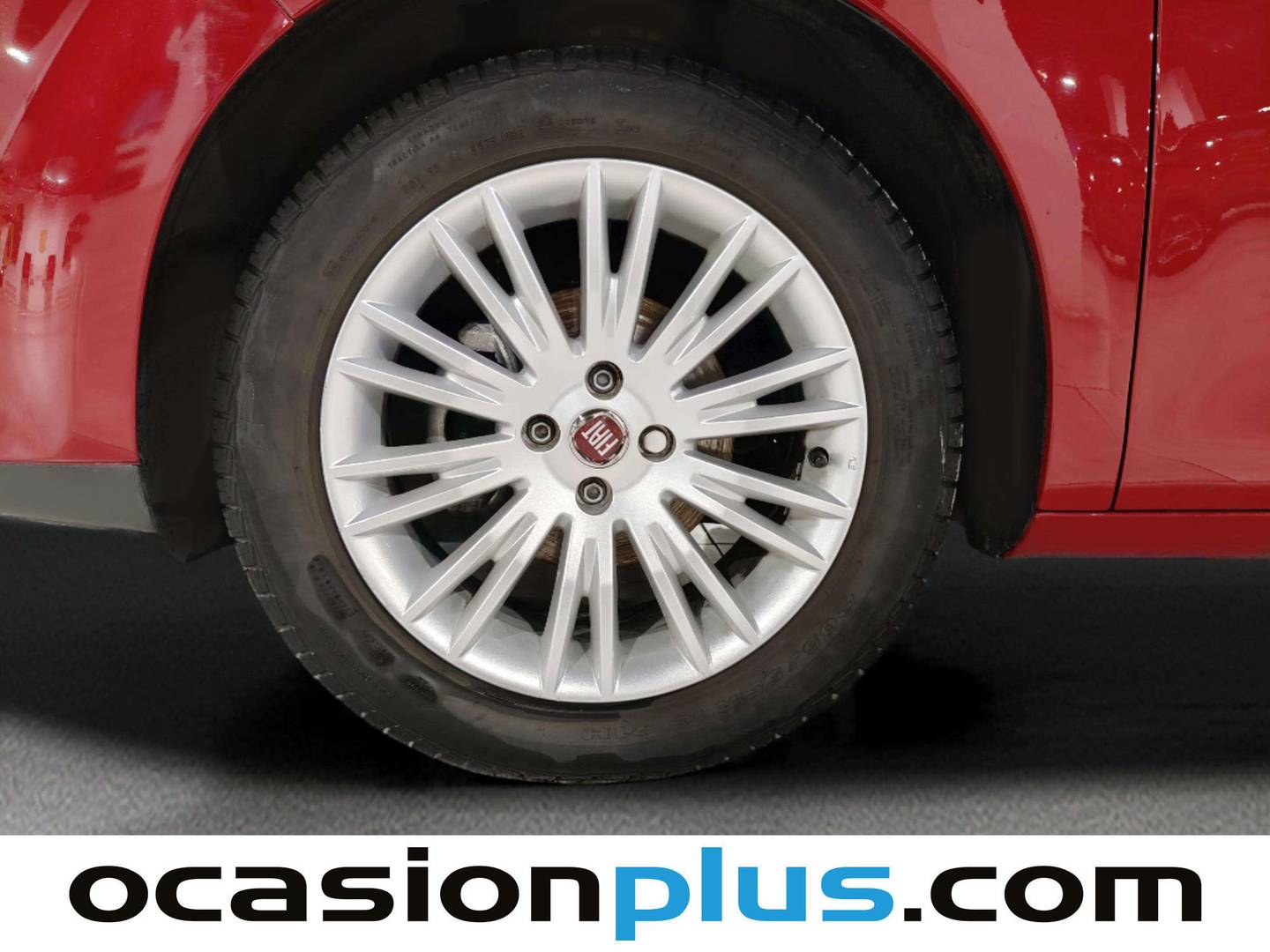 Equipamiento del Fiat Bravo Fiat Bravo 1.4 16v Easy Gasolina Fire (90 CV)