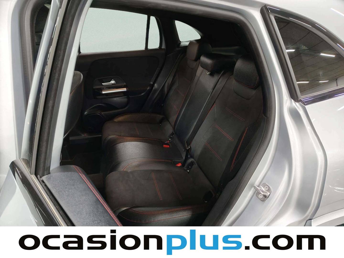 Foto asientos traseros Mercedes GLA Mercedes-Benz GLA 250 e   Pack AMG (218 CV)