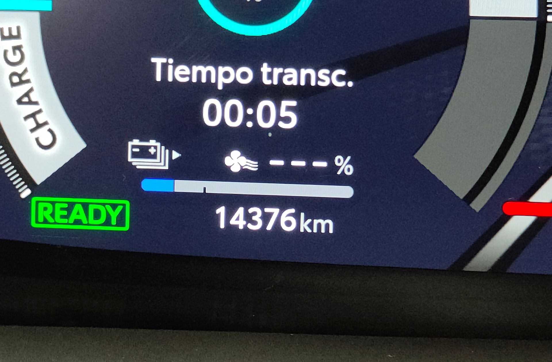 Toyota C-HR 220PH GR Sport - foto 10