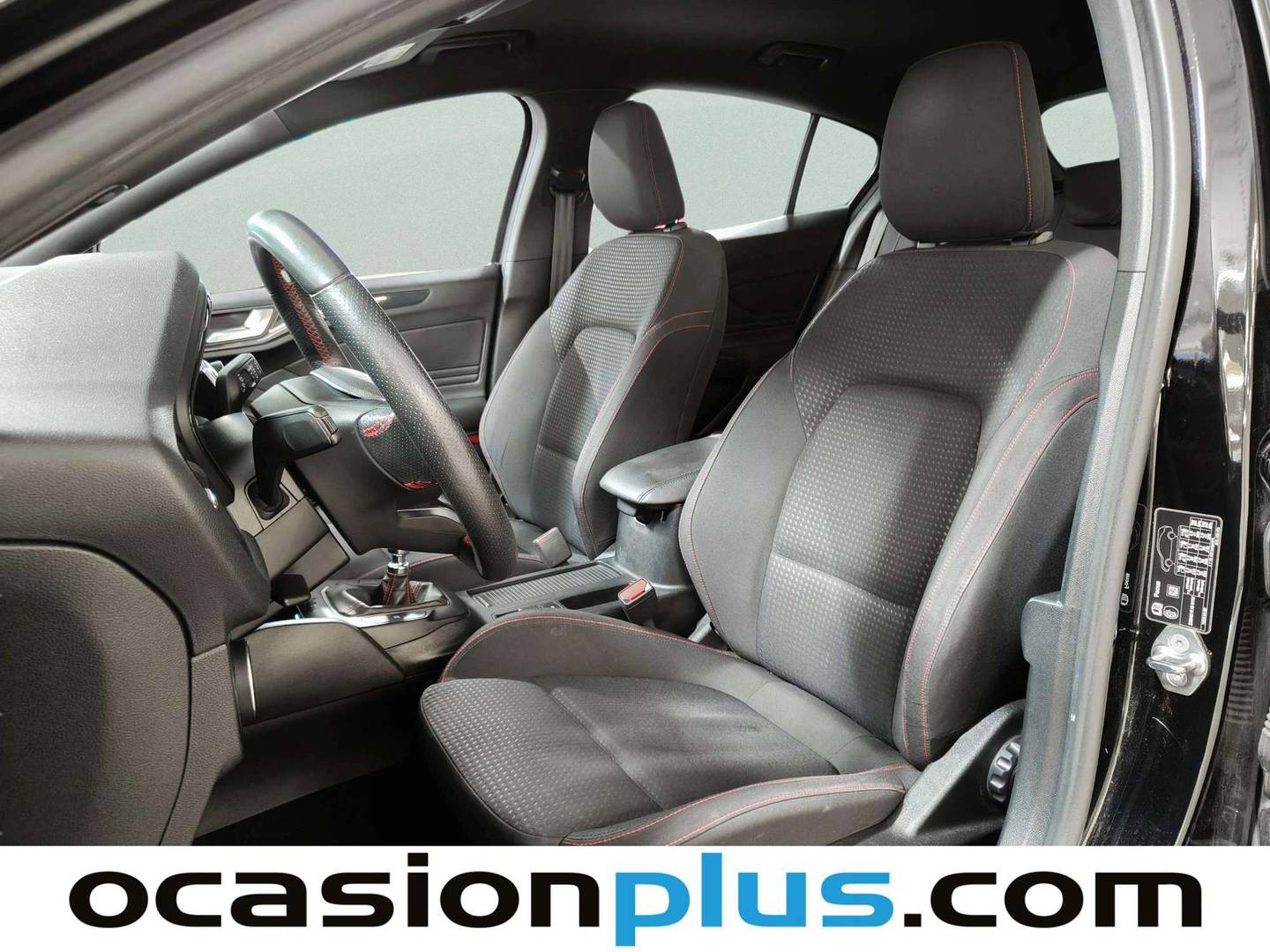 Foto asientos delanteros Ford Focus Ford Focus 1.0 Ecoboost ST-Line  (125 CV)